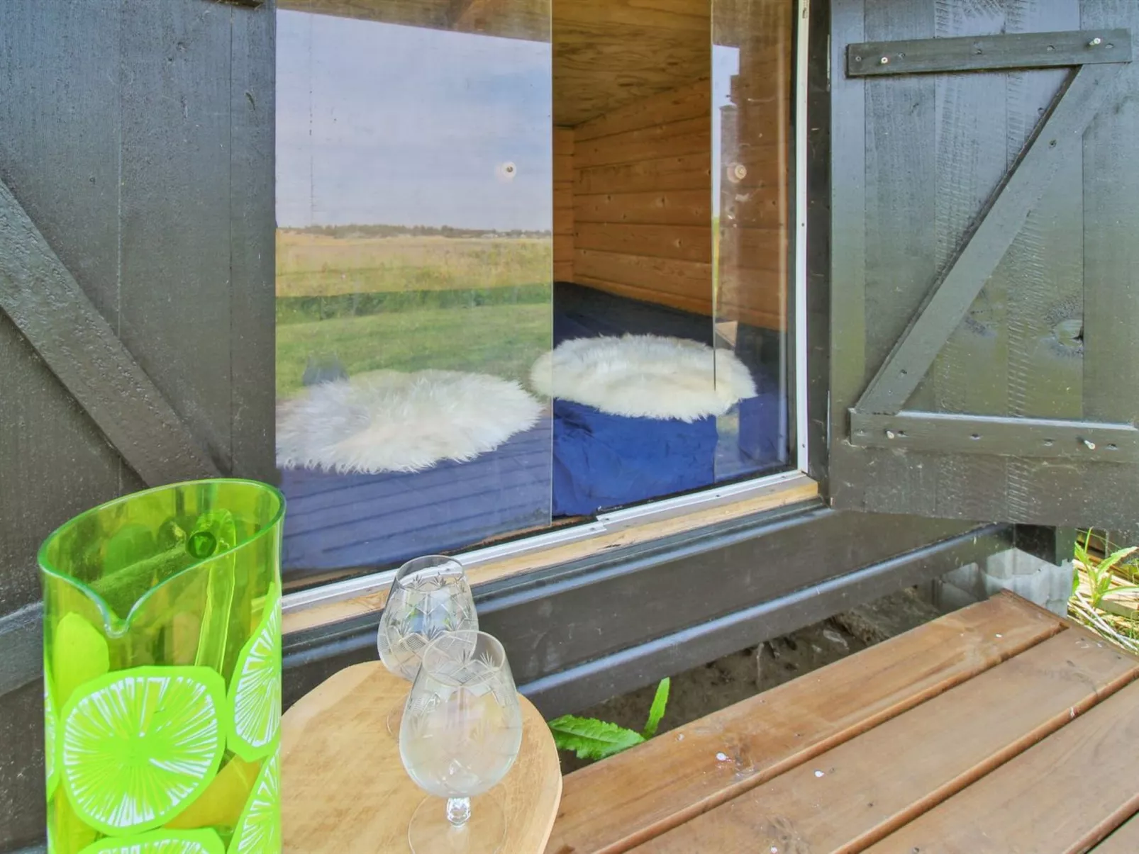 "Inka" - 100m from the sea-Buiten