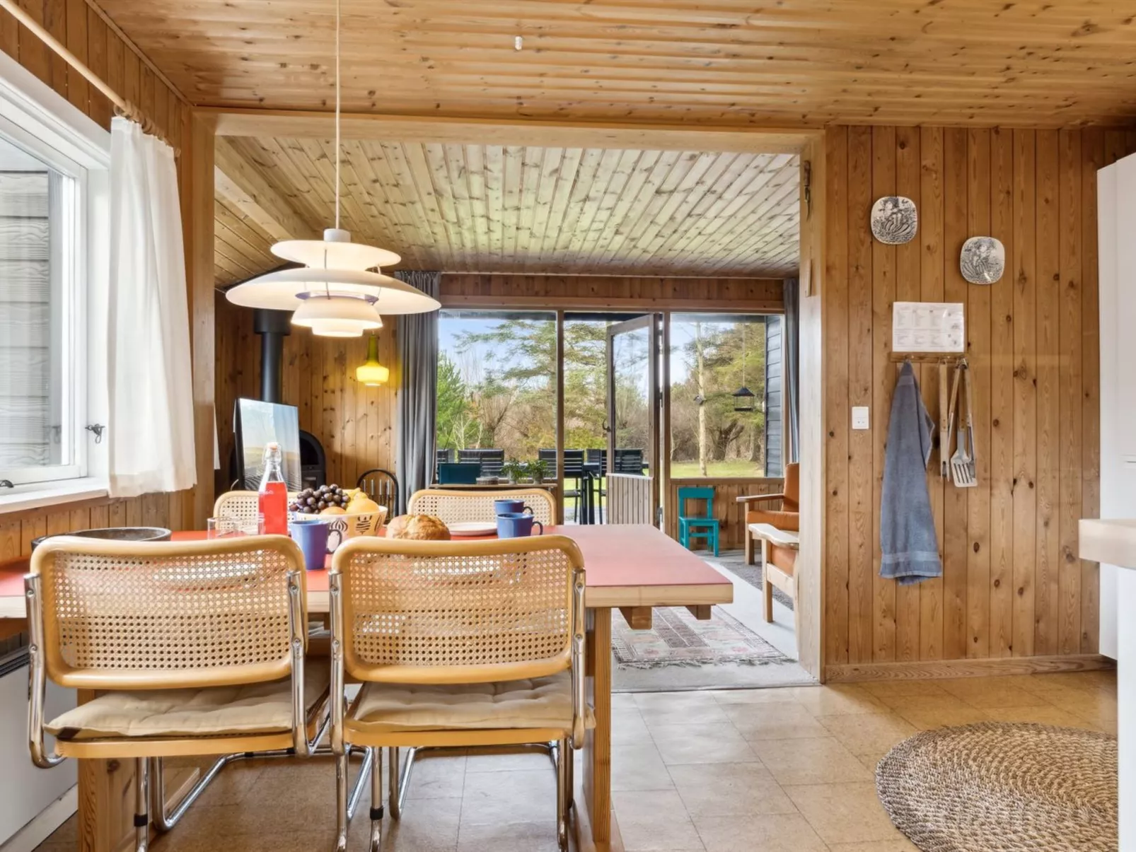 "Jukka" - 2km from the sea-Binnen