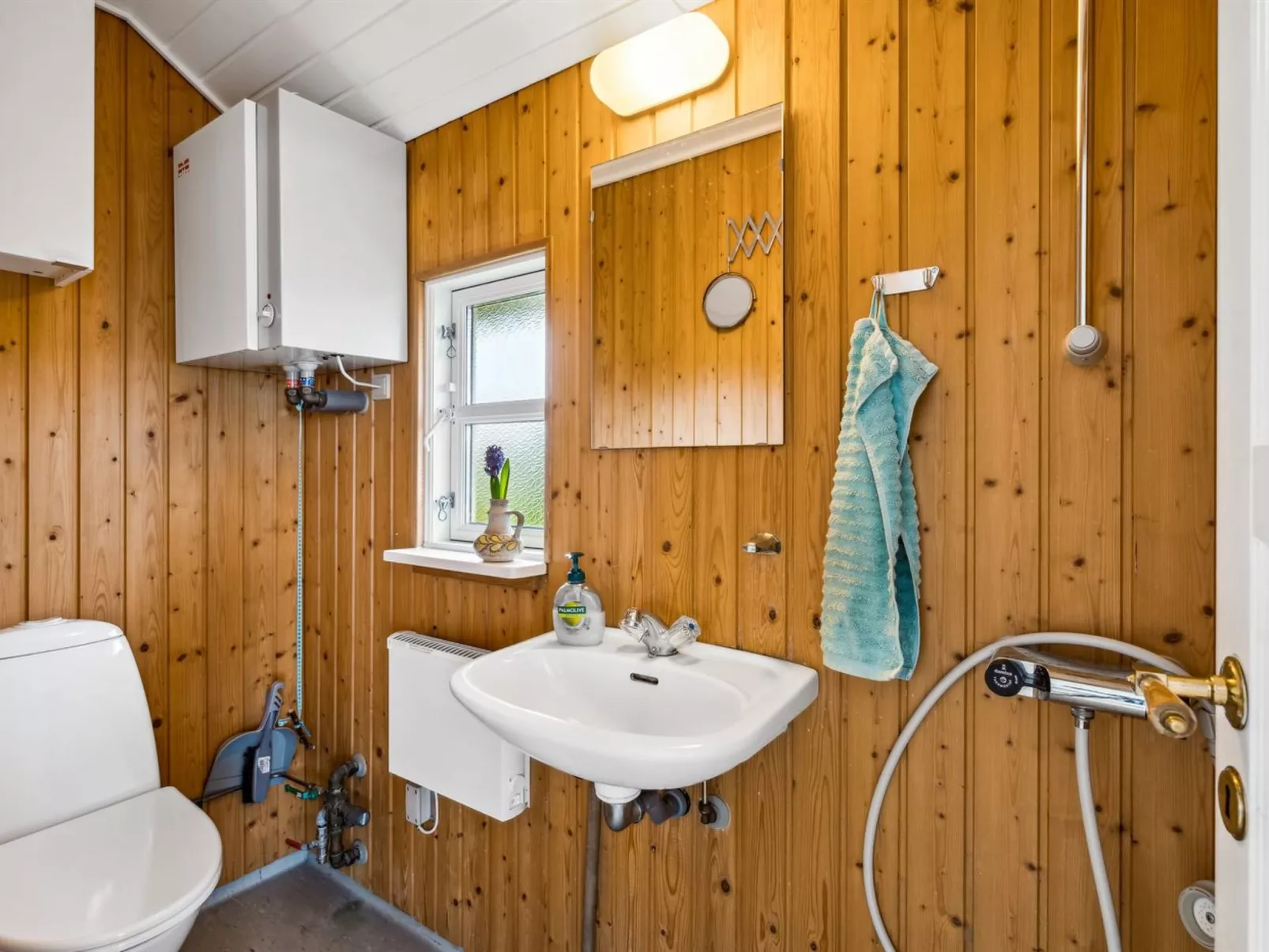 "Ofrath" - 5m from the sea-Binnen