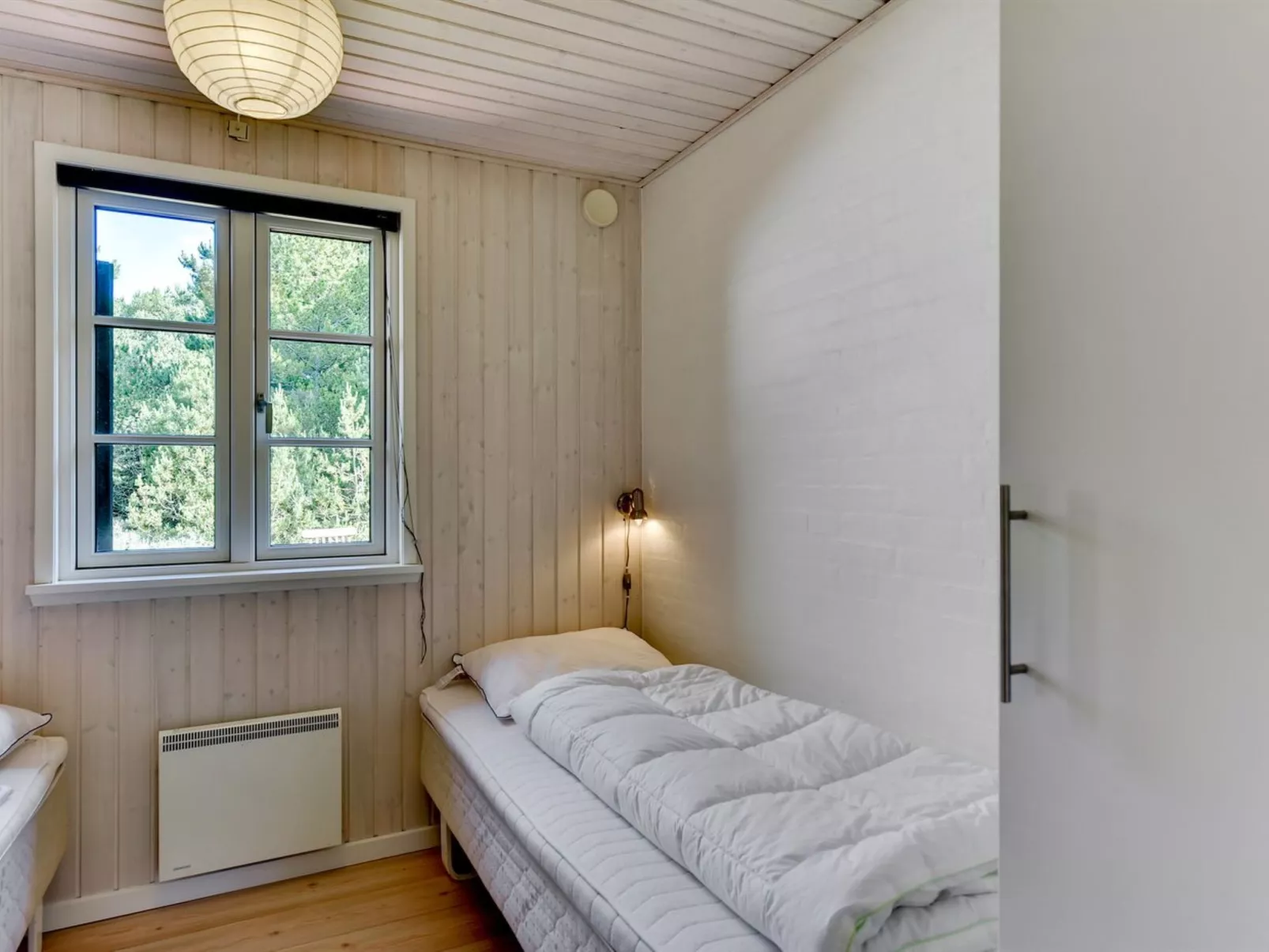 "Raili" - 1.5km from the sea-Binnen