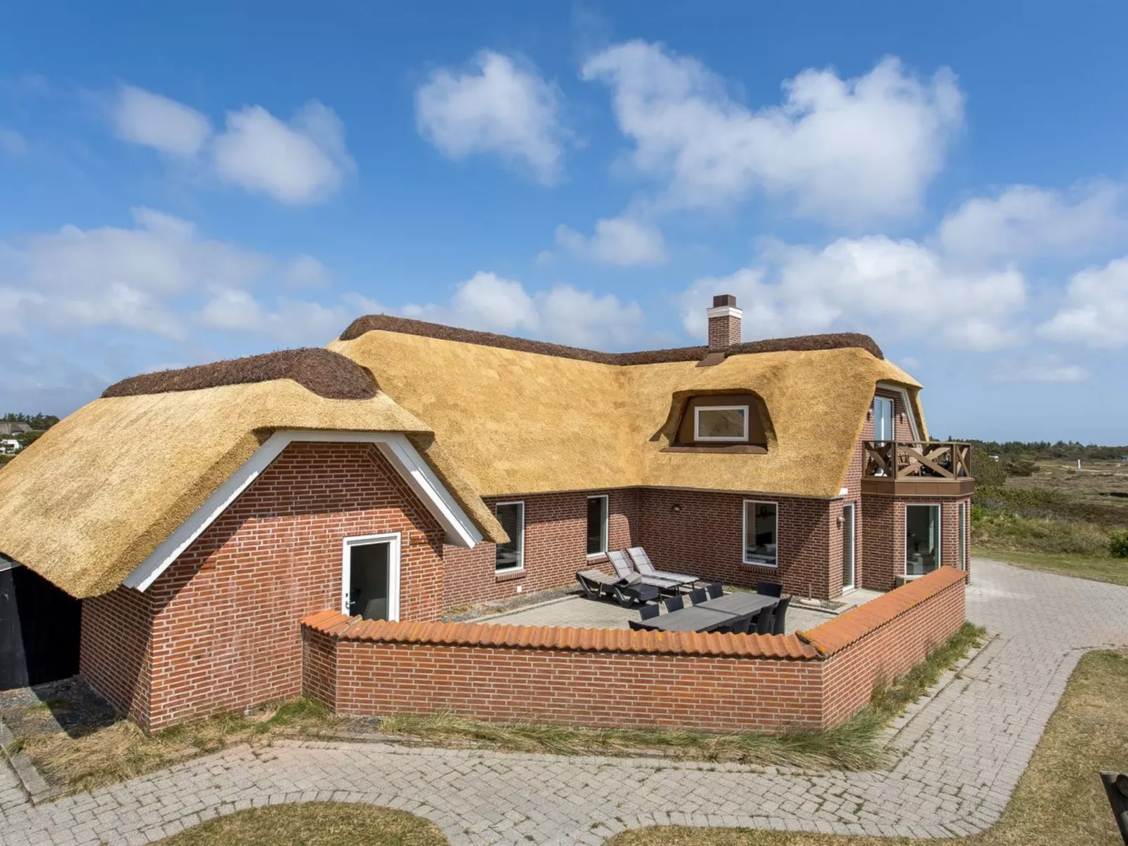 "Stillan" - 150m from the sea-Buiten