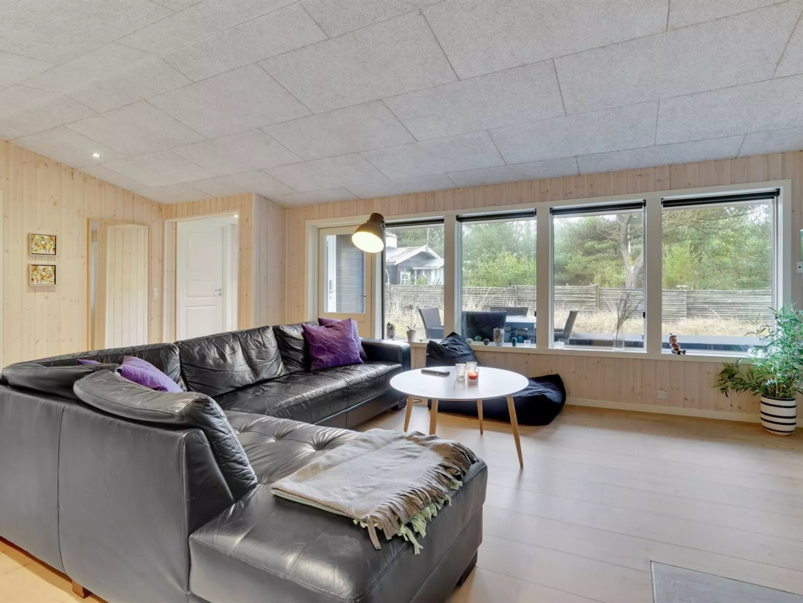 "Solgunn" - 900m from the sea-Binnen