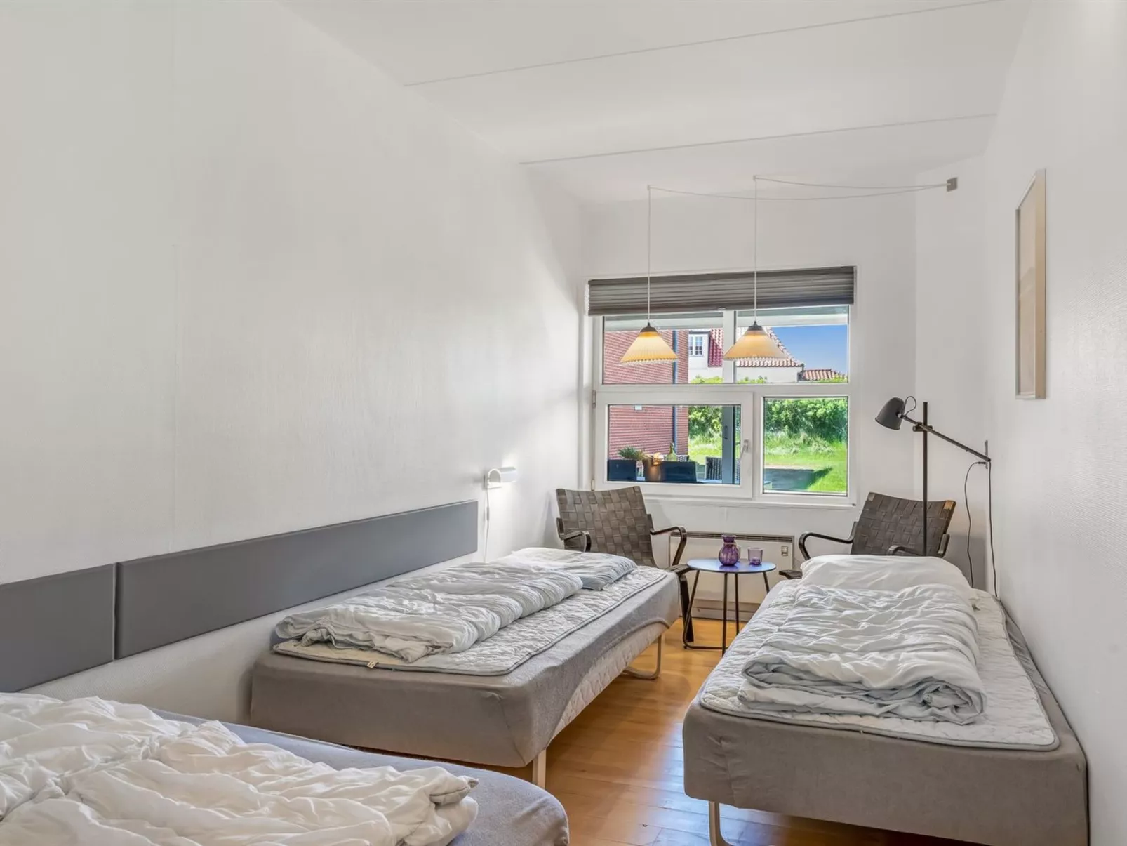 "Akai" - 100m from the sea - Binnen