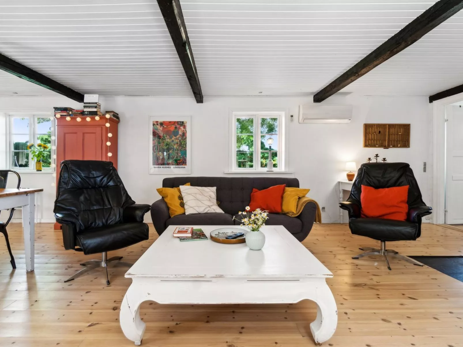 "Héléne" - 2.4km from the sea-Binnen