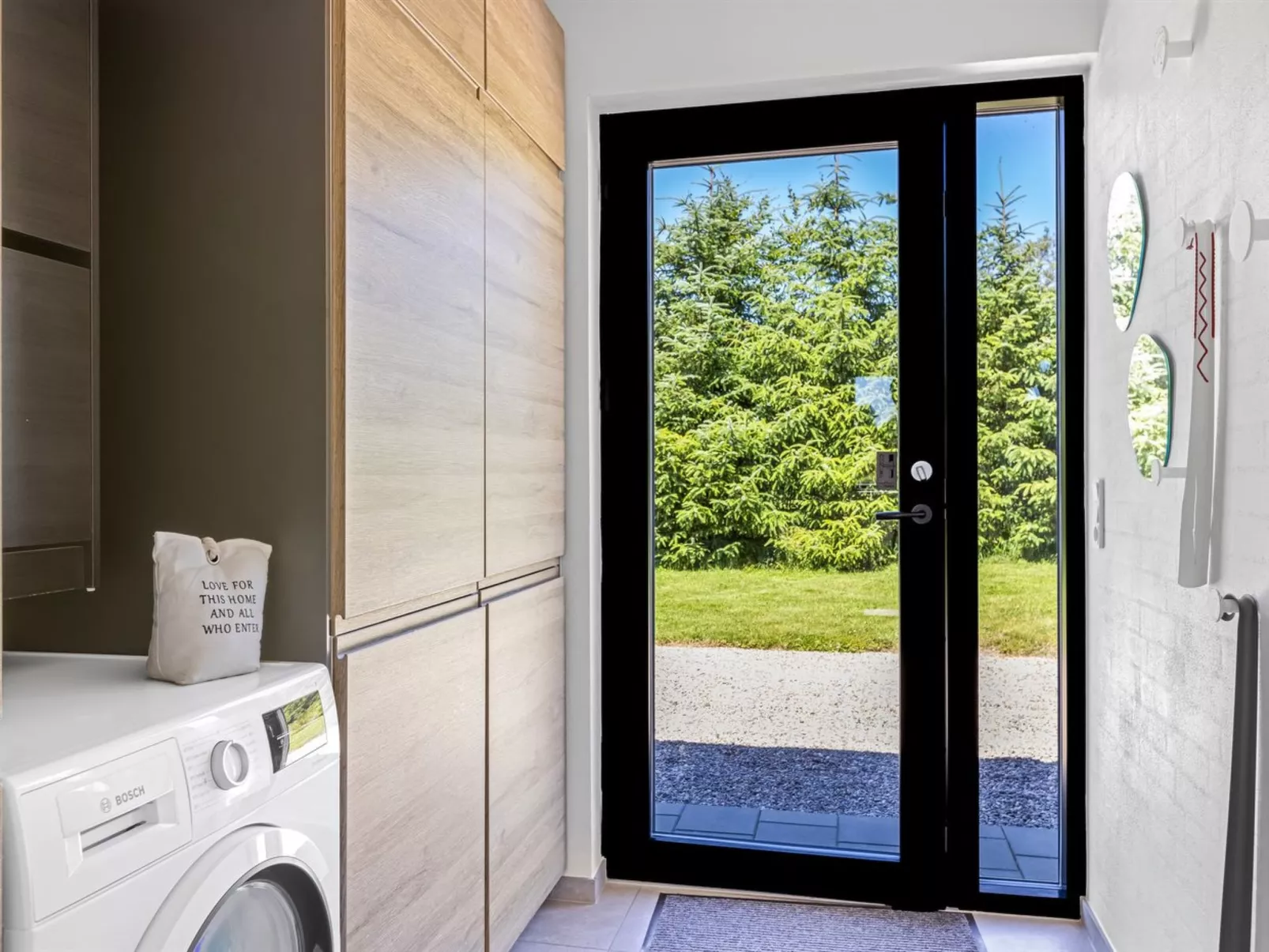 "Syni" - 450m from the sea-Binnen