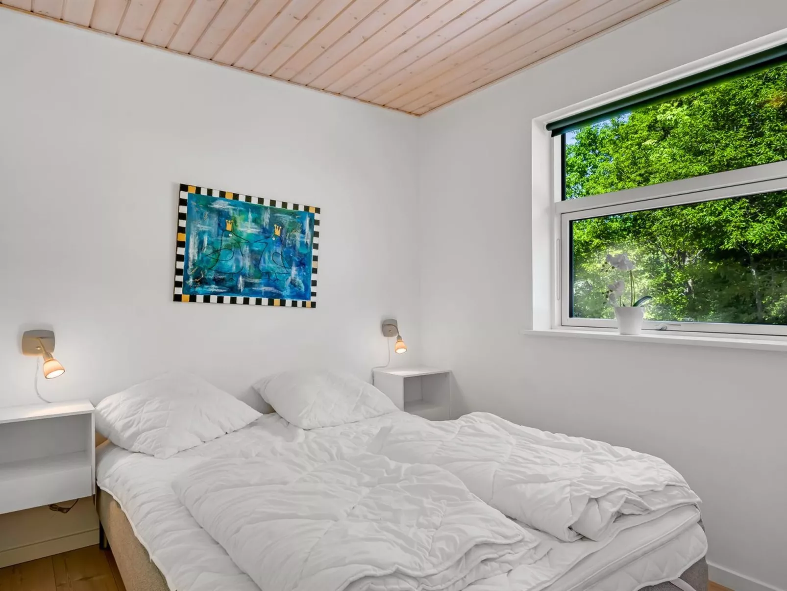 "Ahto" - 600m to the fjord-Binnen