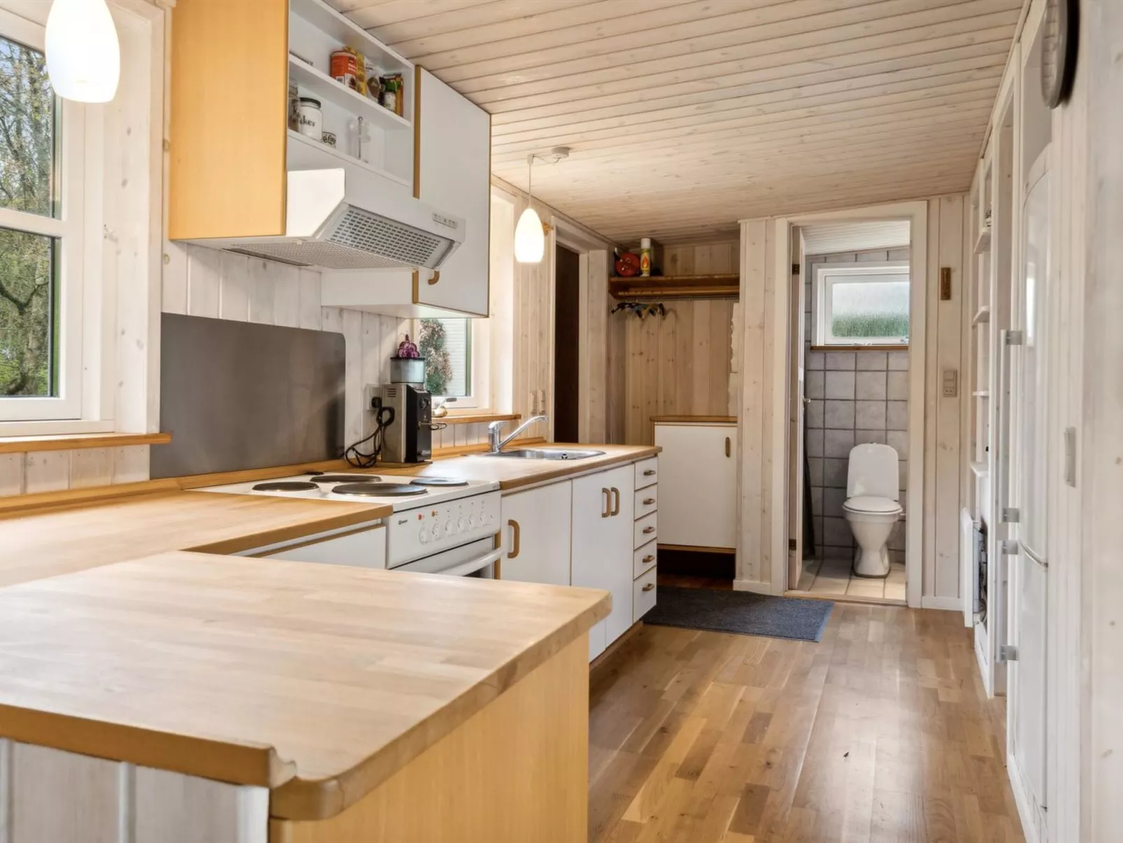 "Avni" - 300m from the sea-Binnen