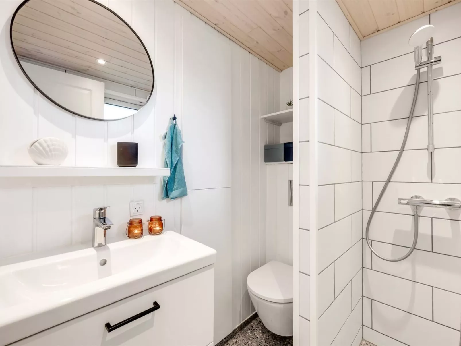 "Terkel" - 800m to the fjord-Binnen