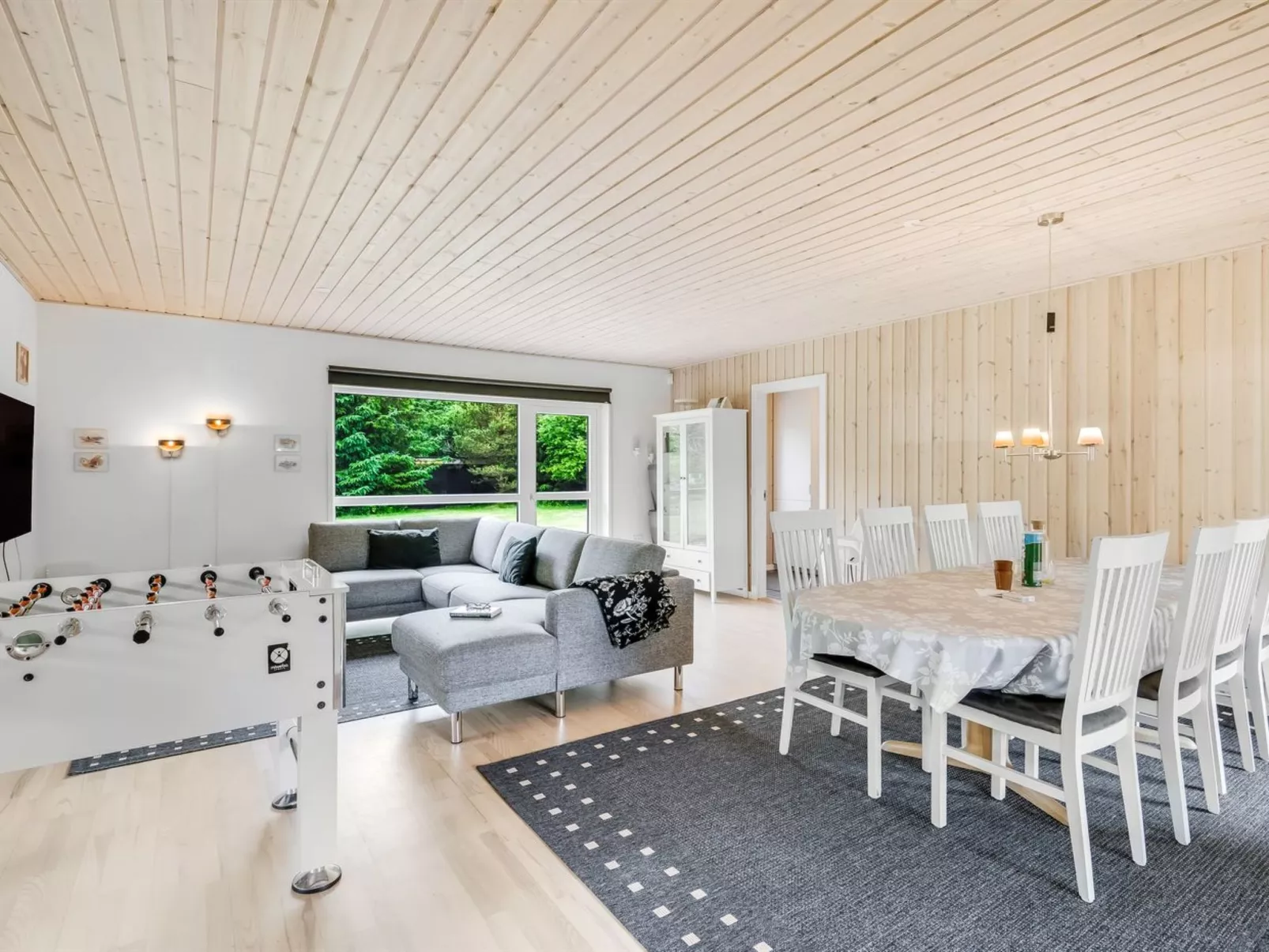 "Ara" - 1.4km from the sea-Binnen