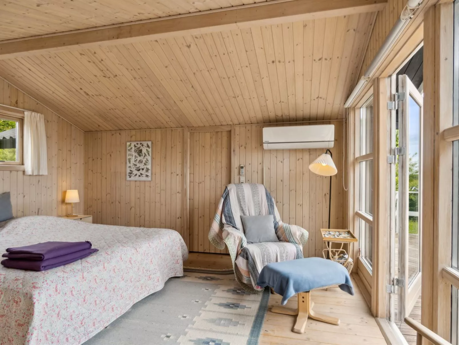 "Skamhals" - 440m to the fjord-Binnen