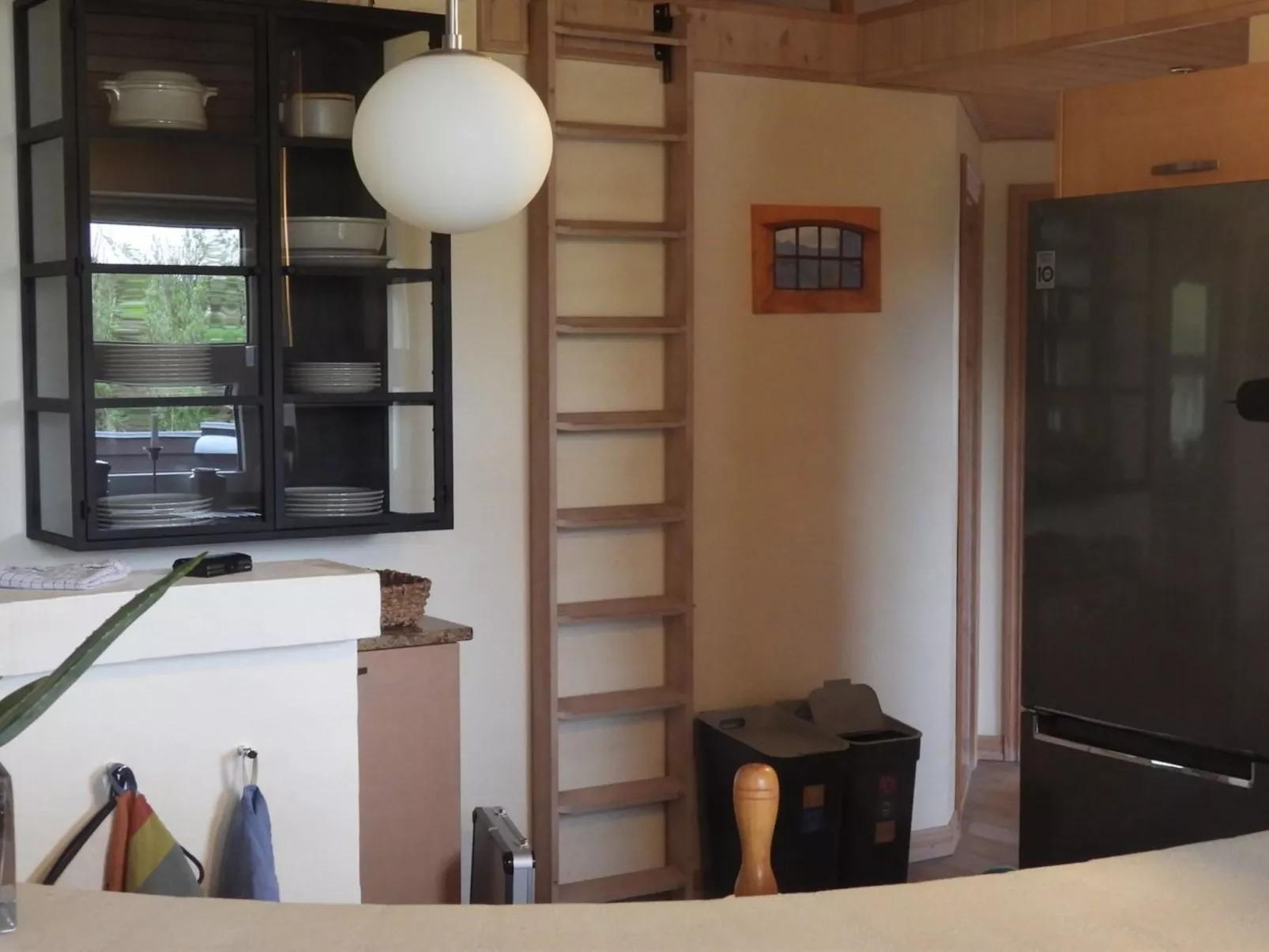 "Ljuba" - 1.3km from the sea-Binnen