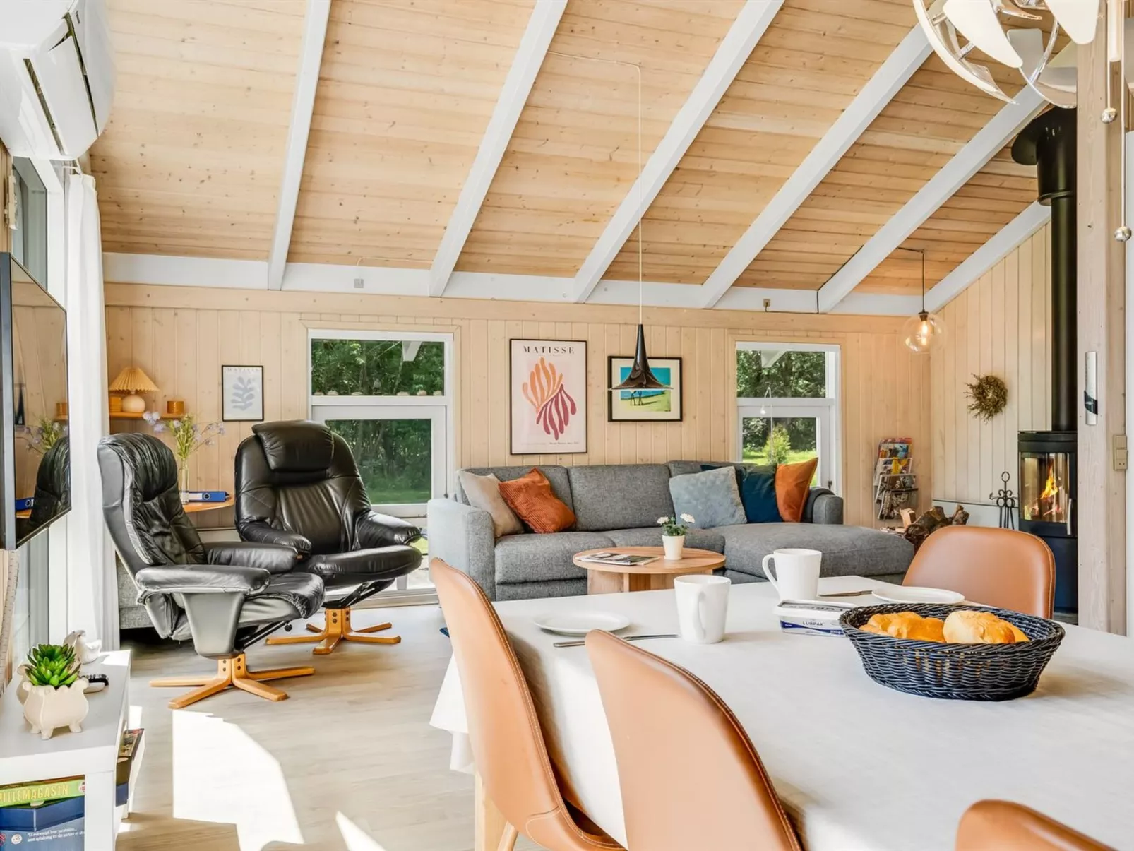 "Amundi" - 500m from the sea-Binnen