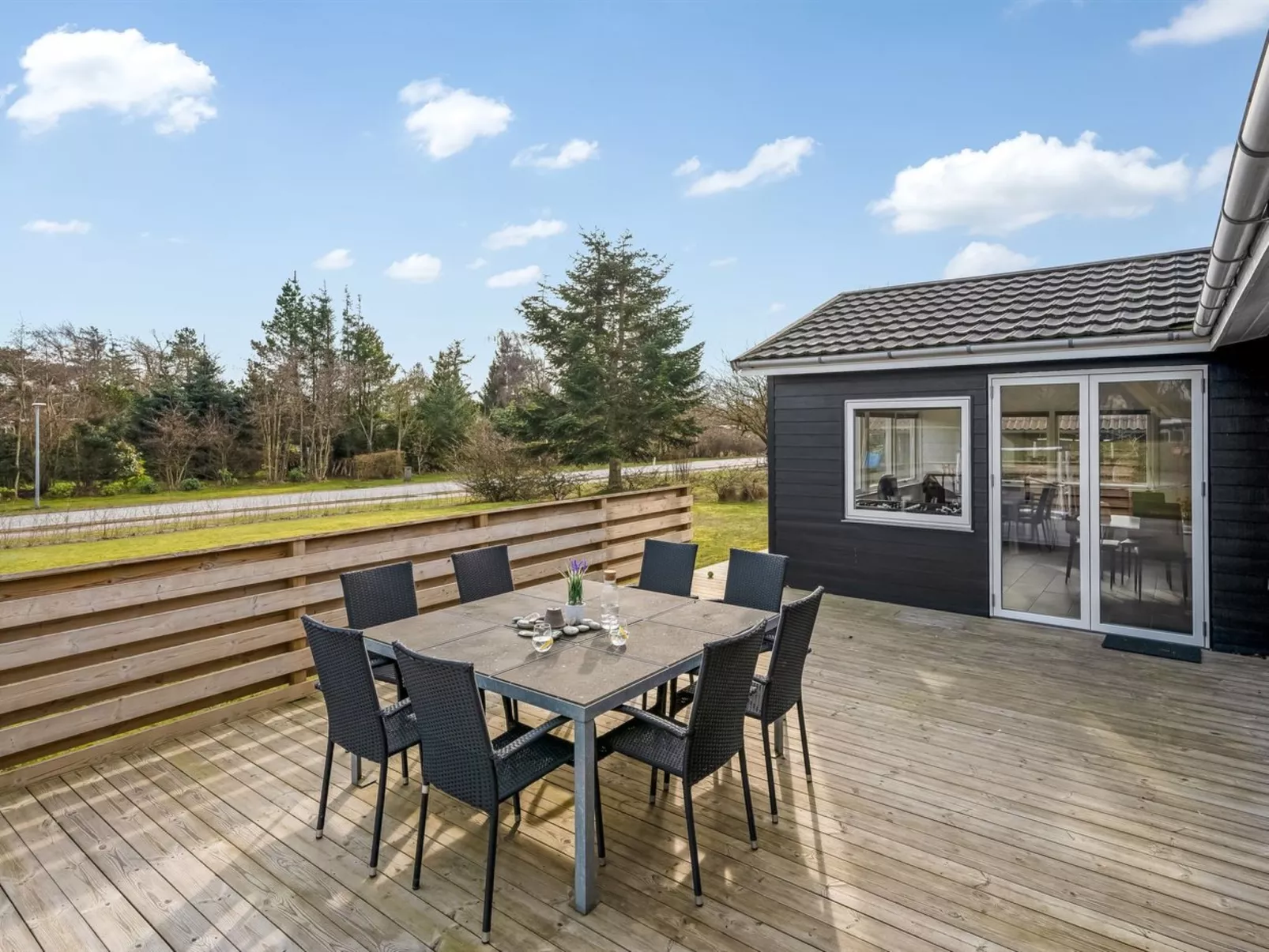 "Amine" - 300m to the fjord-Buiten