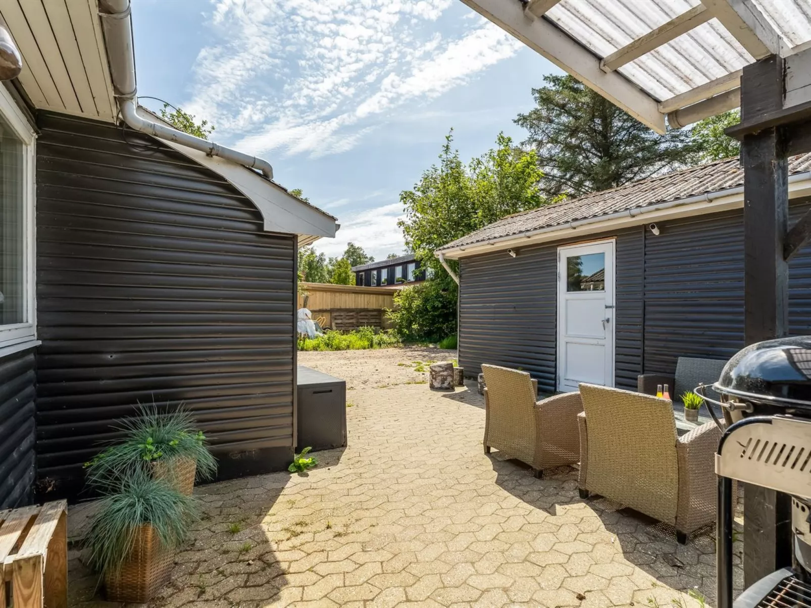 "Kanerva" - 100m to the fjord-Buiten