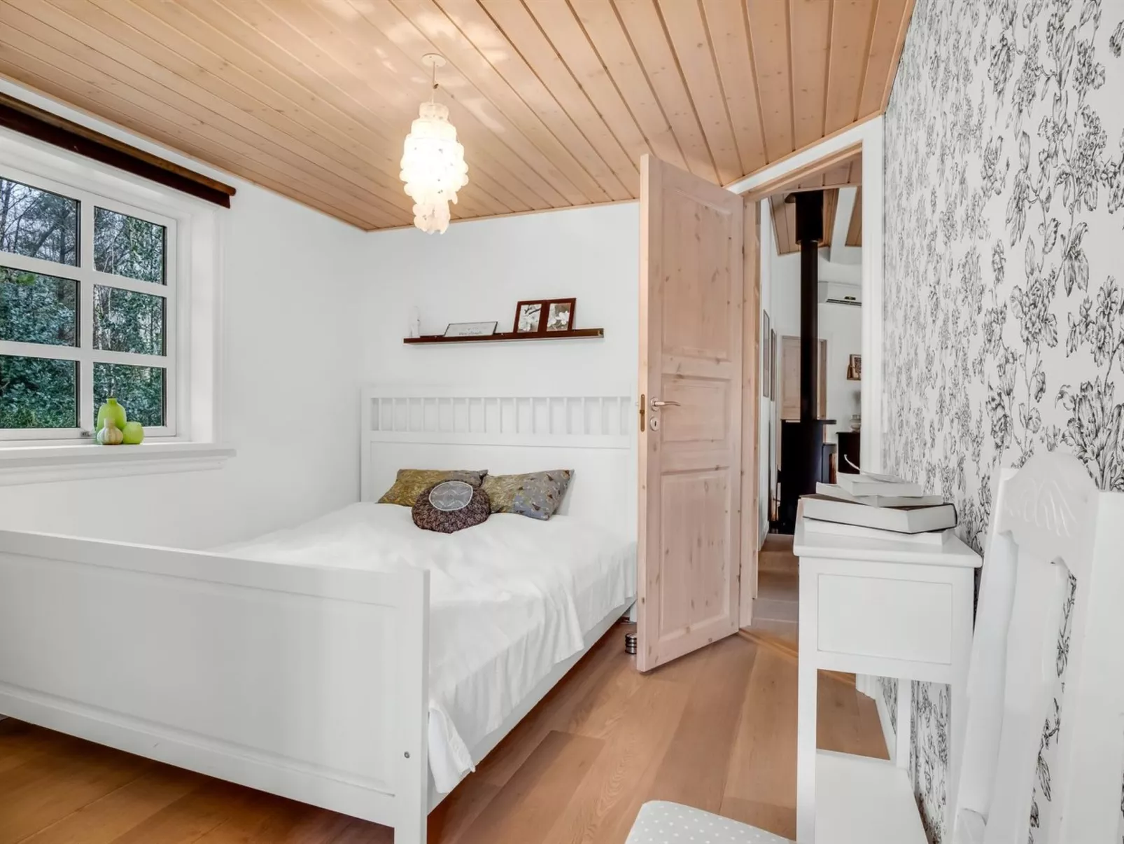 "Eikka" - 1km from the sea-Binnen