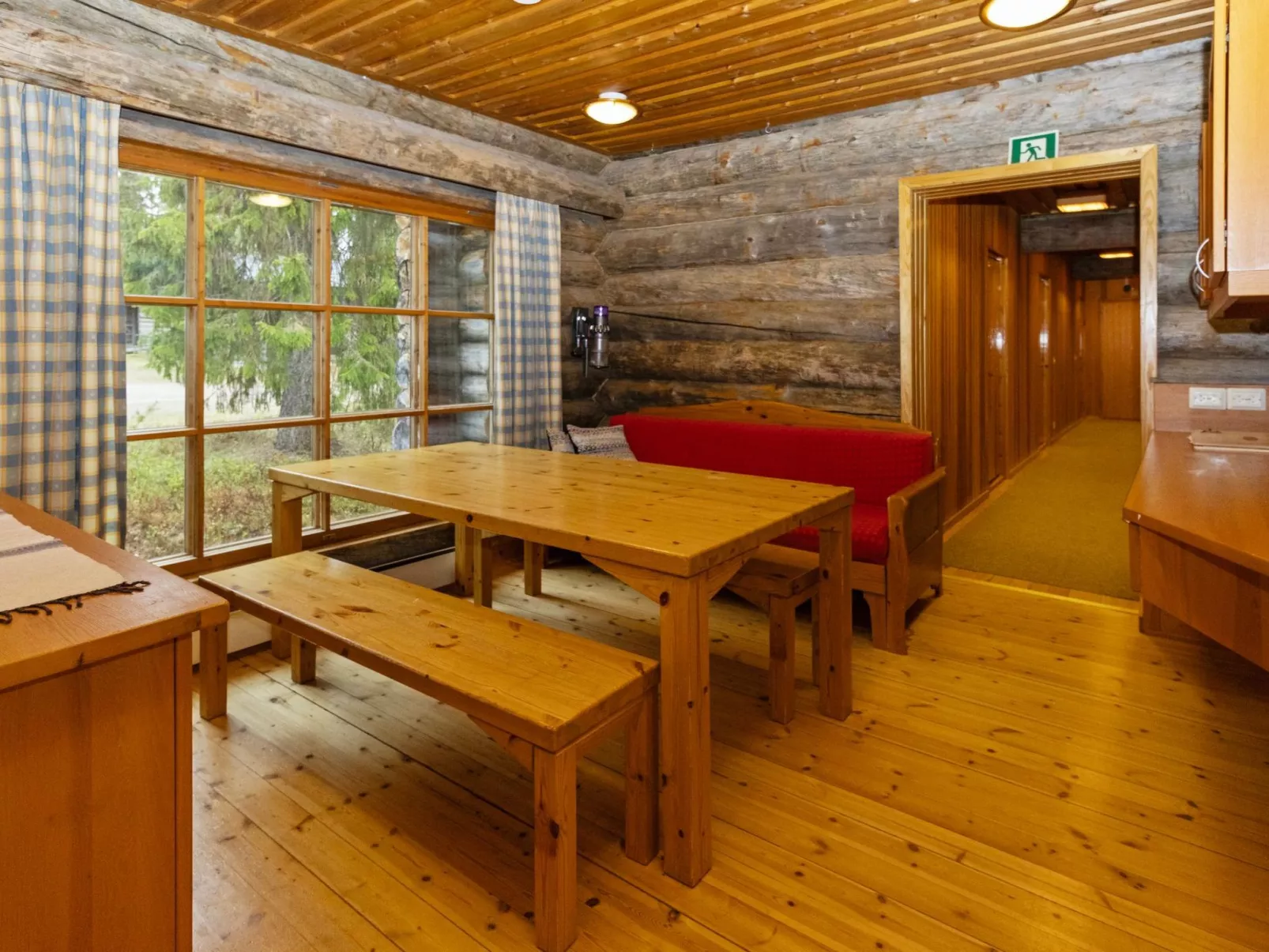 Metsä-luosto-Binnen