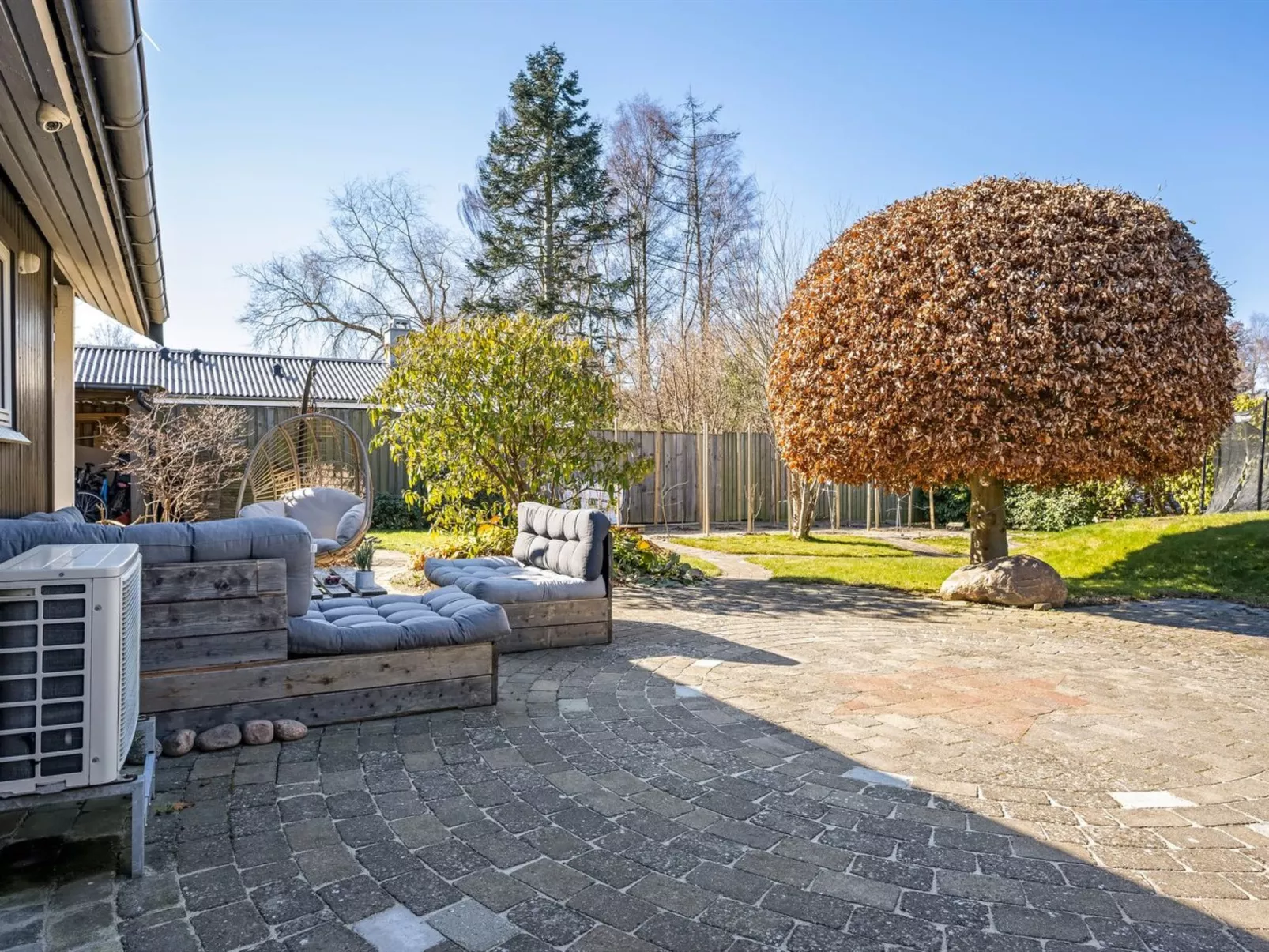 "Hughe" - 1.3km from the sea-Buiten