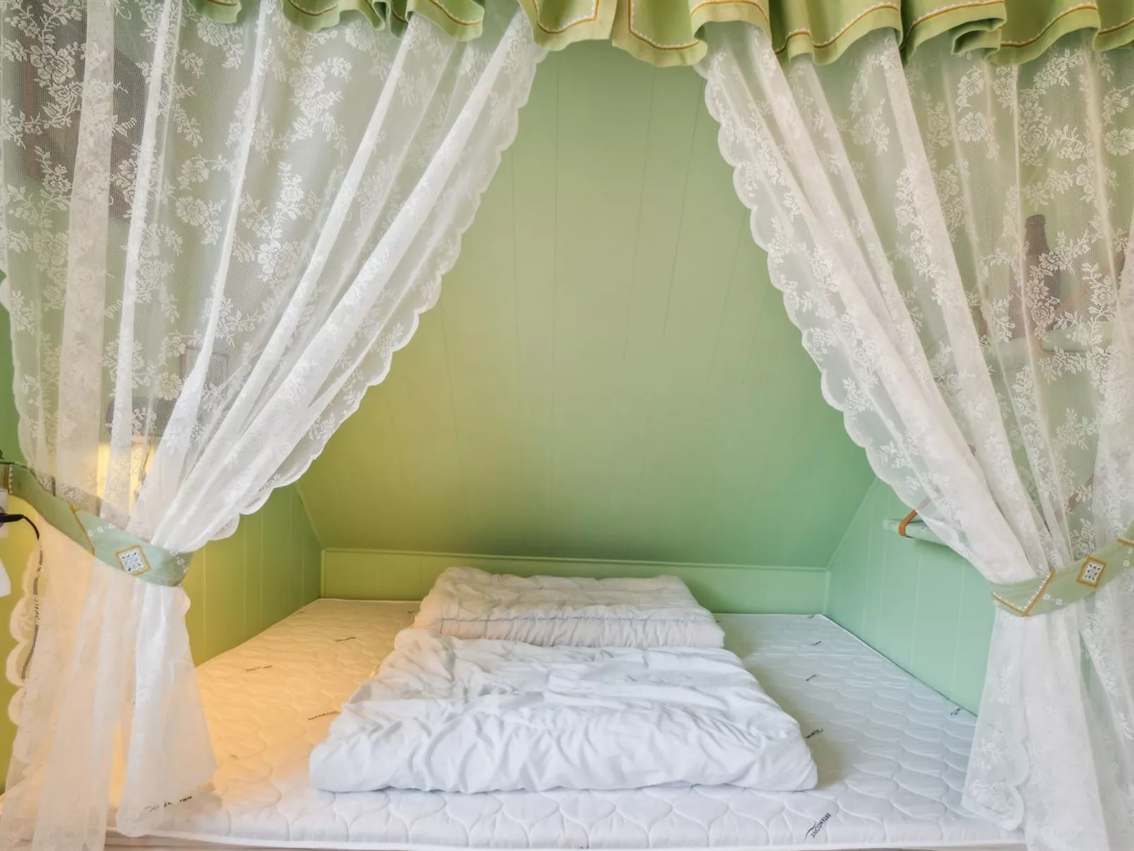 "Taja" - 170m from the sea-Binnen