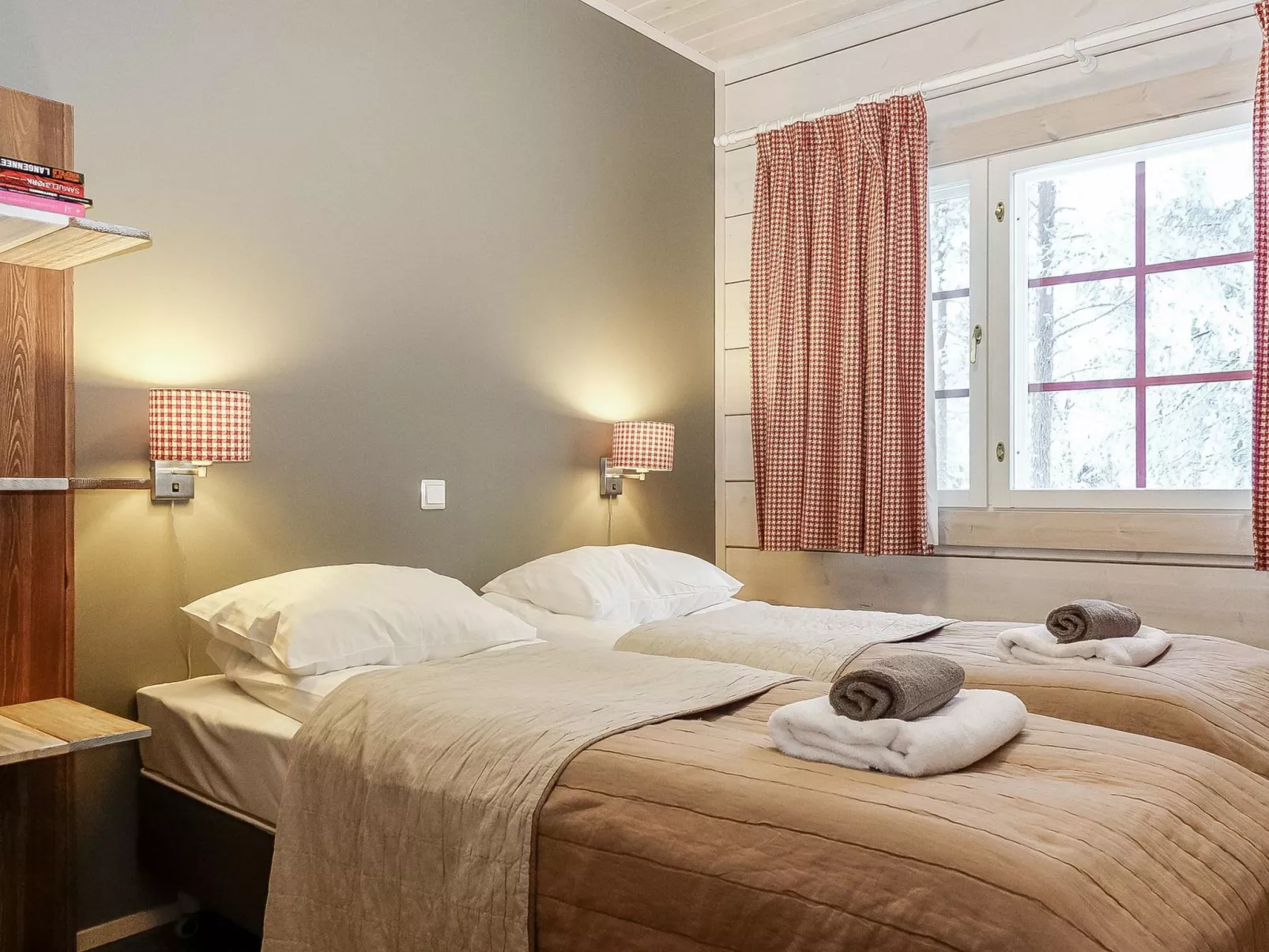 Sallan panparkstie 14 b-Binnen