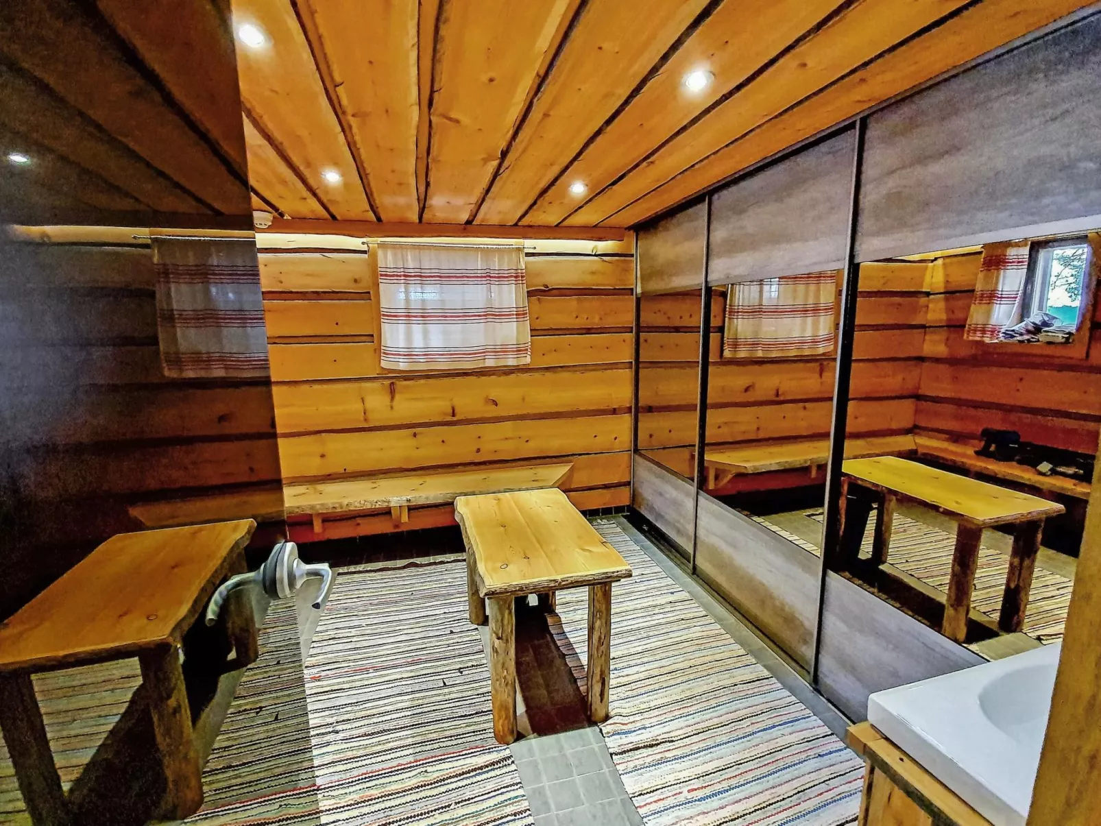 Domnan pirtti-Binnen