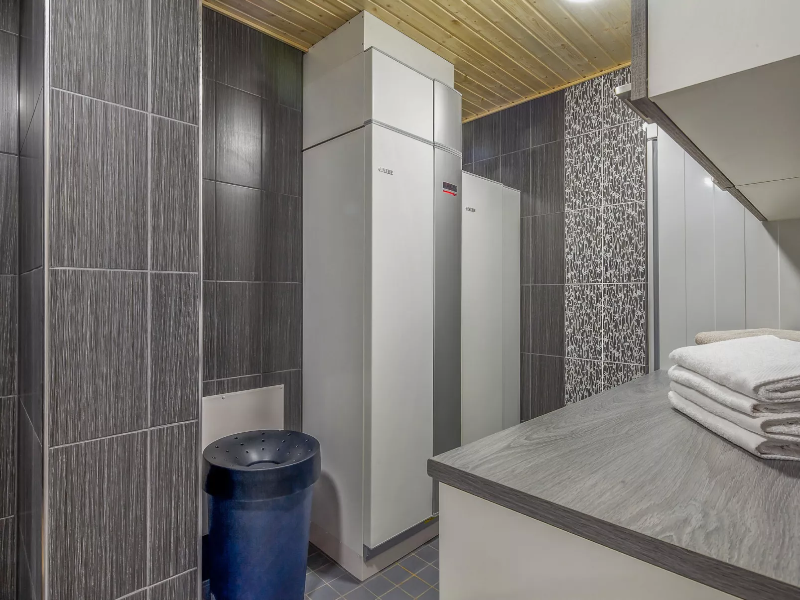 Villa ukkohalla-Binnen