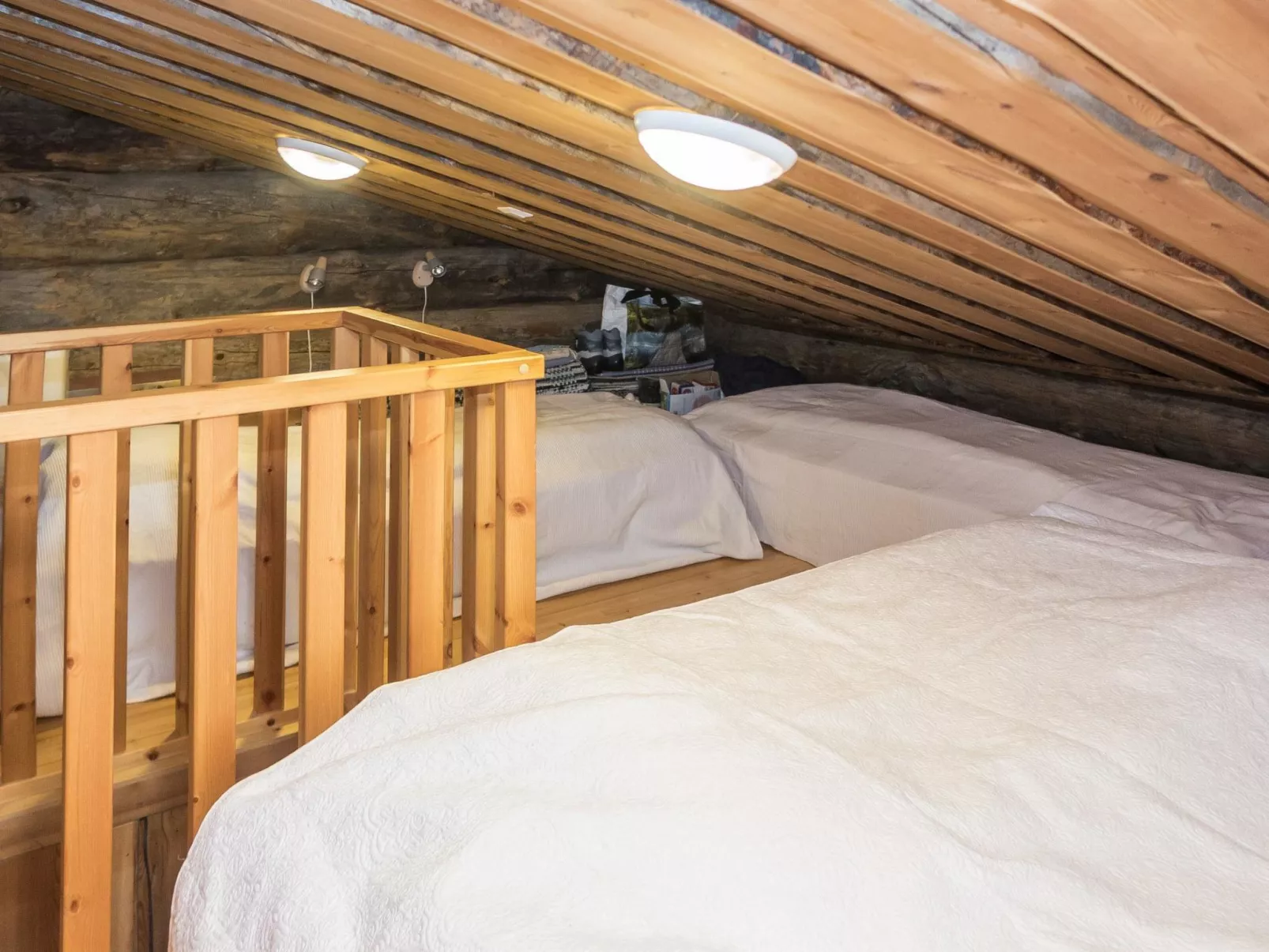 Otsolanhovi b 8-Binnen