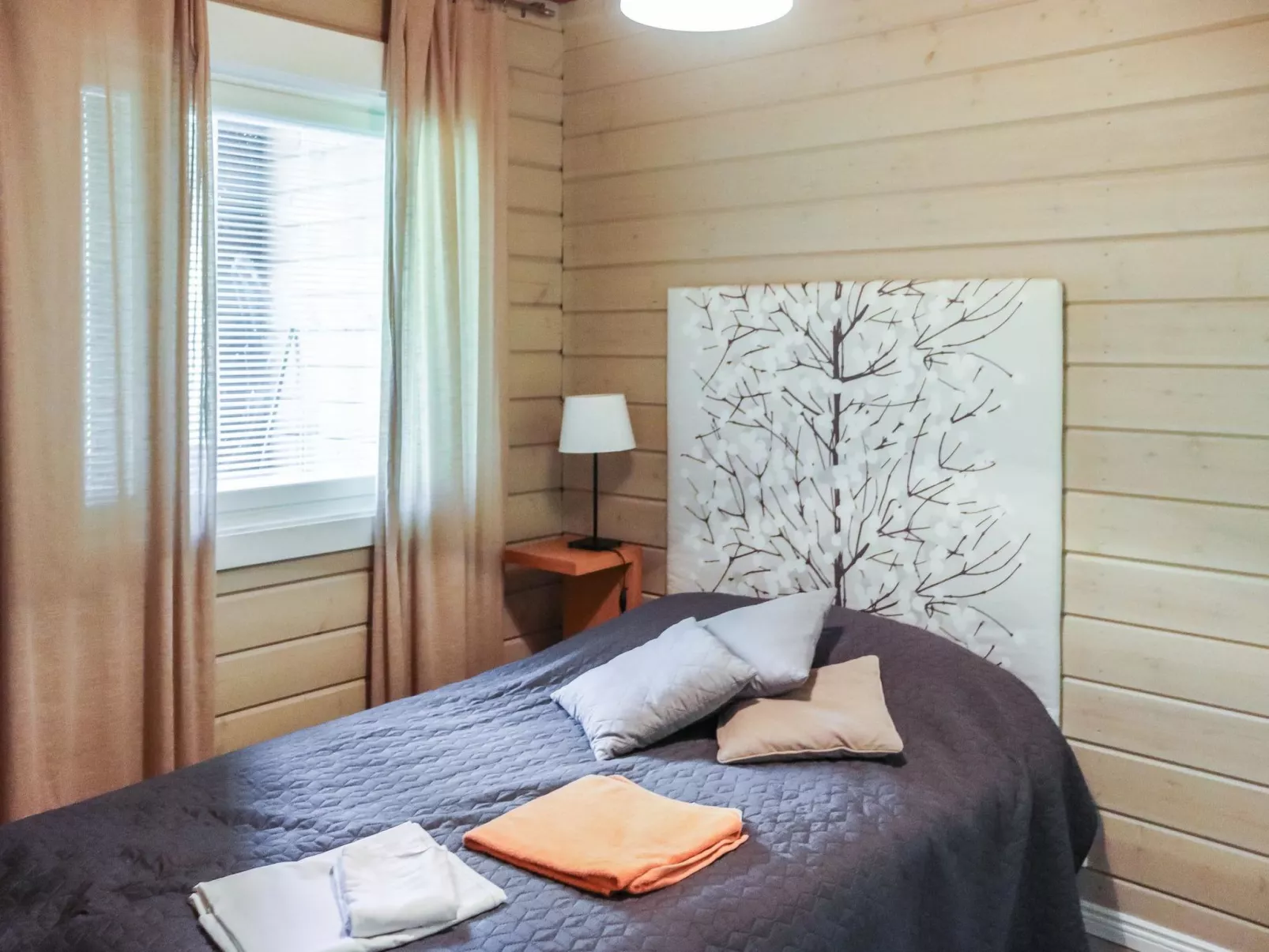 Uulanlinna b, paritalo-Binnen