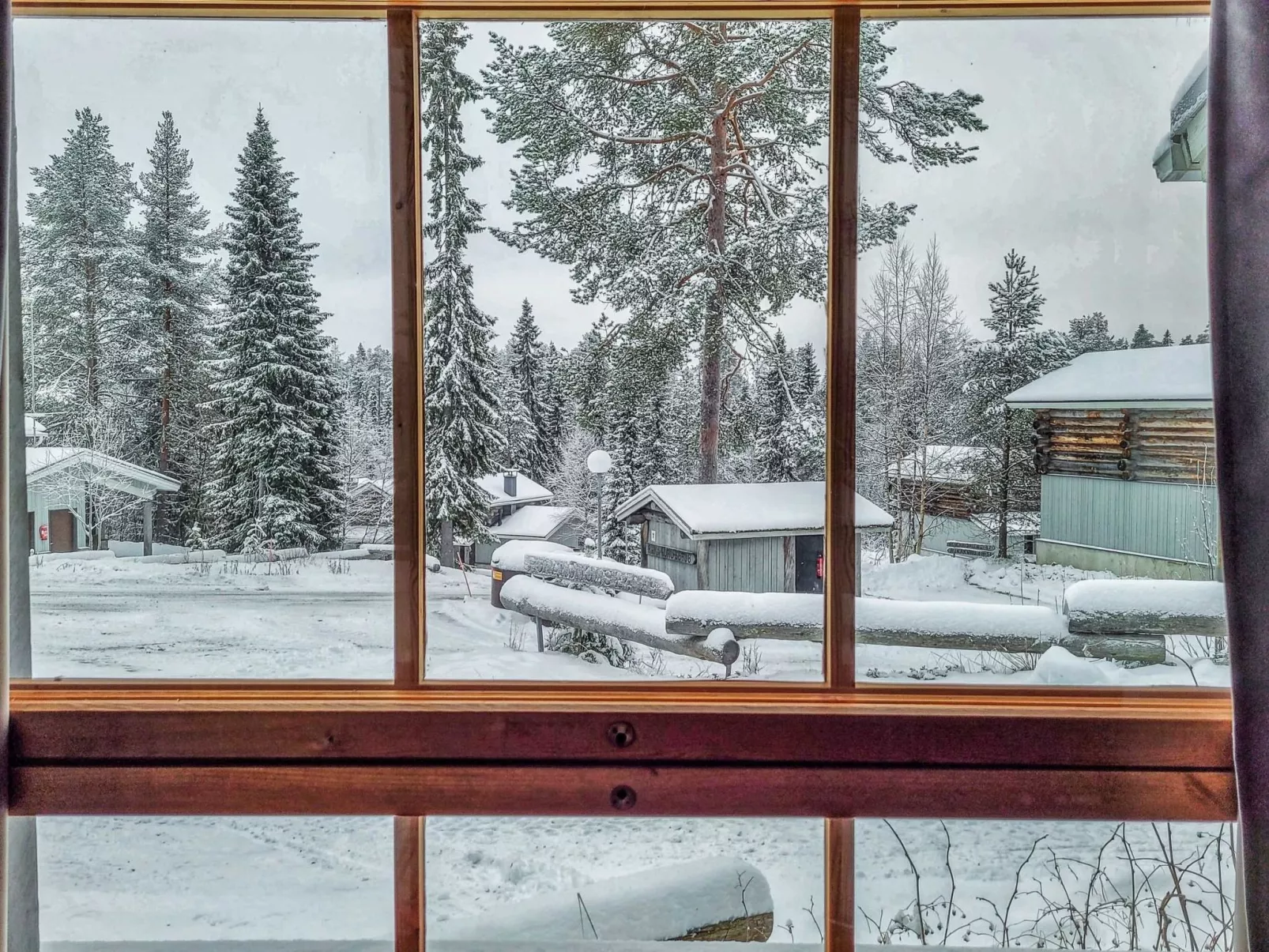 Rukaköngäs 24-Binnen