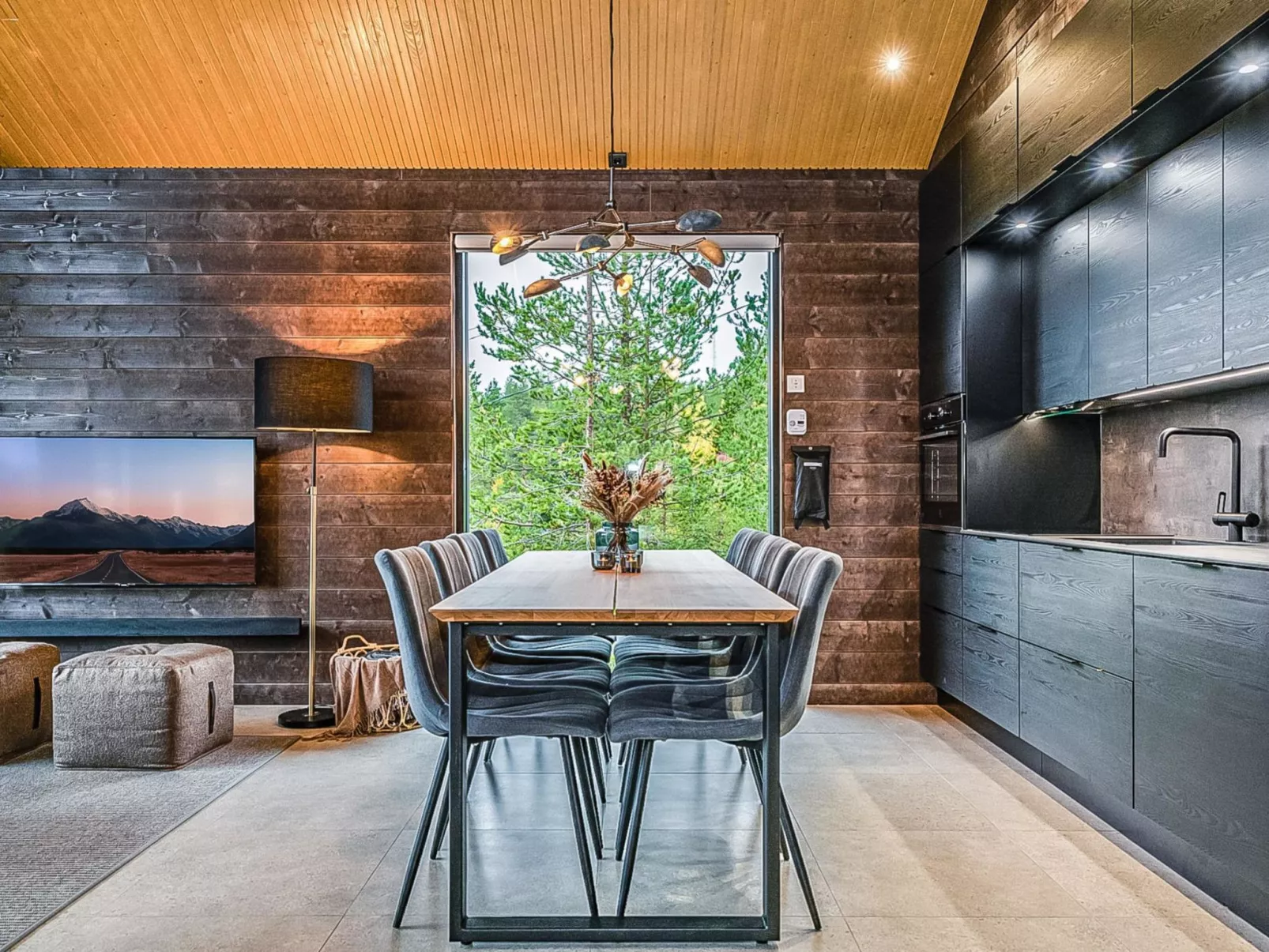 Villa voimapolku 9 a 2-Binnen