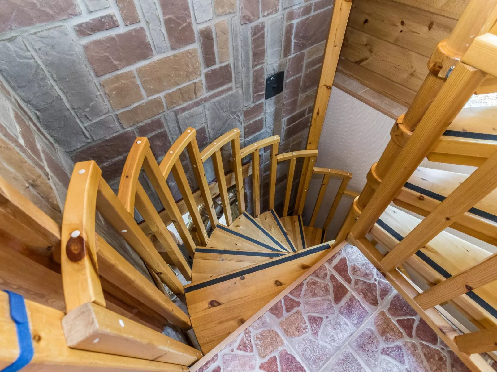 Matkajoentie 4b-Binnen