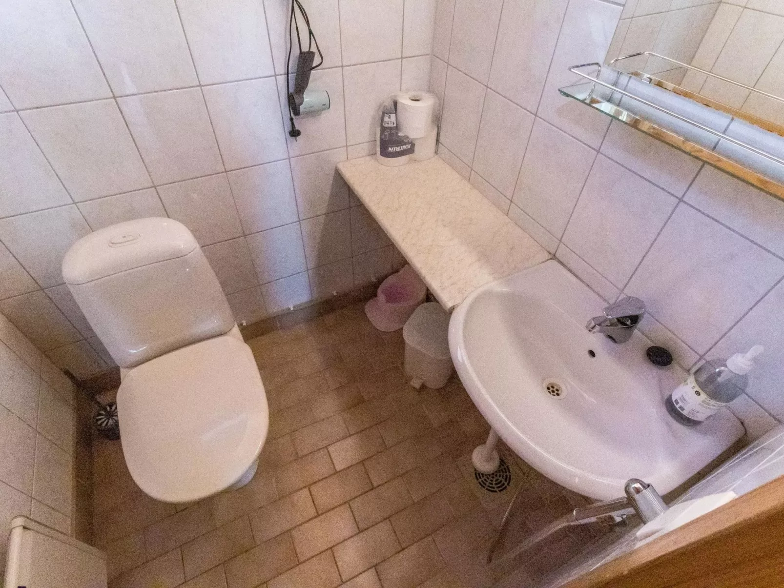 Rinnepelto lomamökit-Binnen