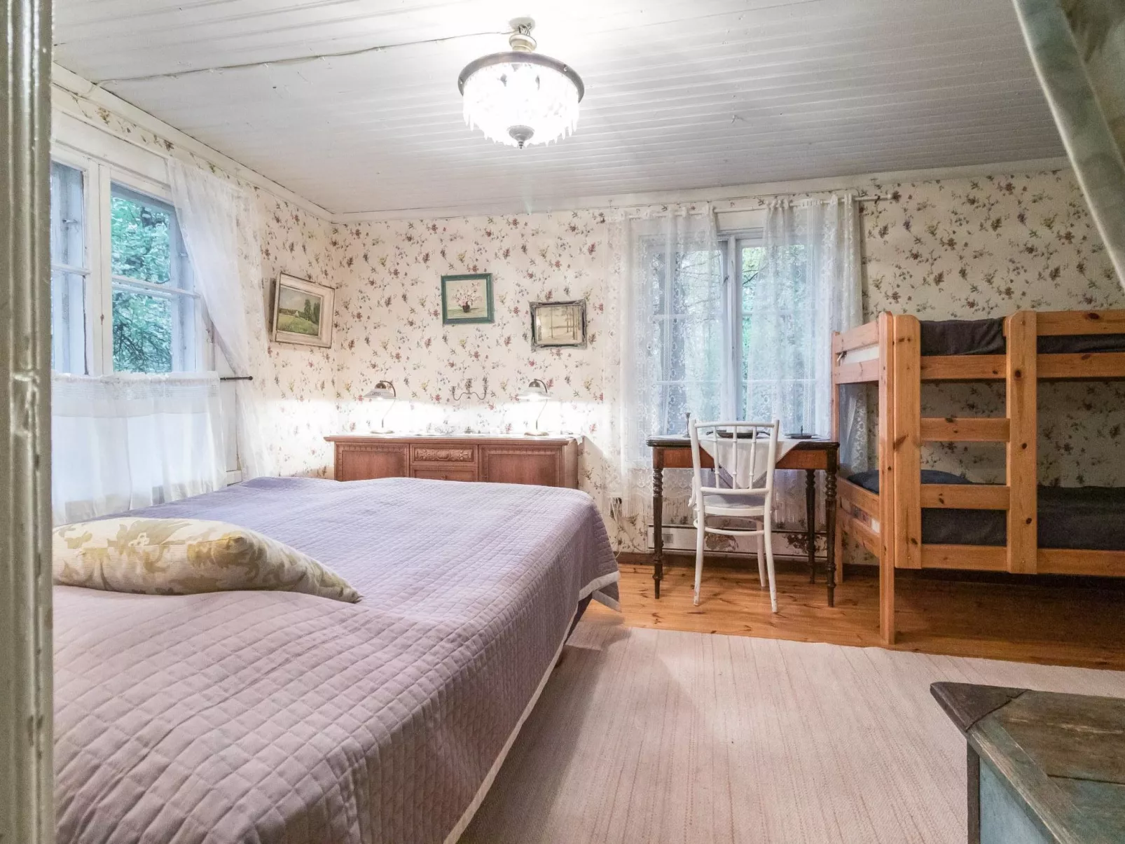 Puutarhurin mökki-Binnen