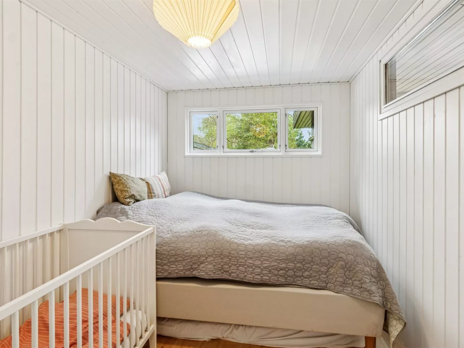 "Tatyana" - 1.6km from the sea-Binnen