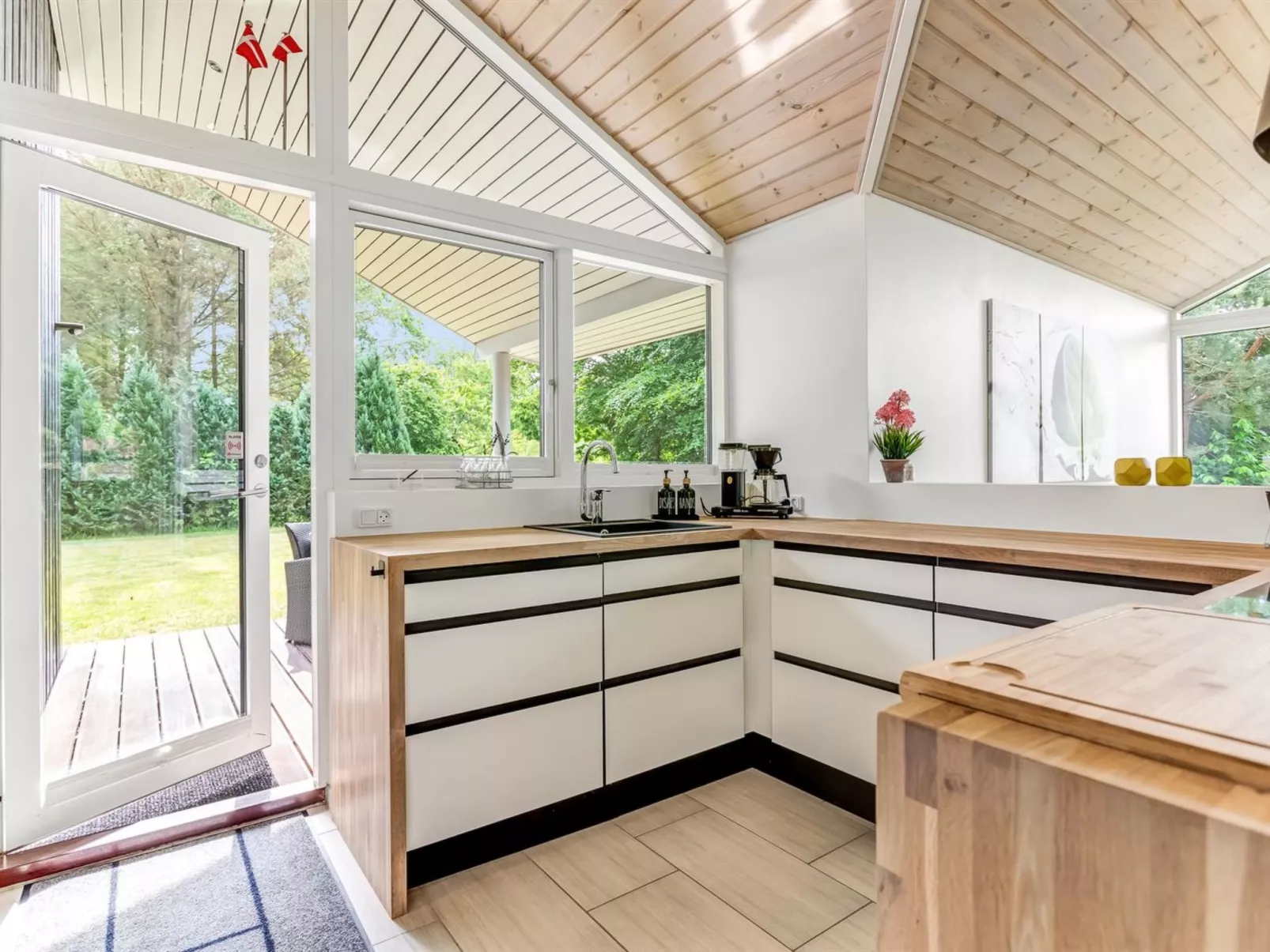 "Nanni" -  from the sea-Binnen