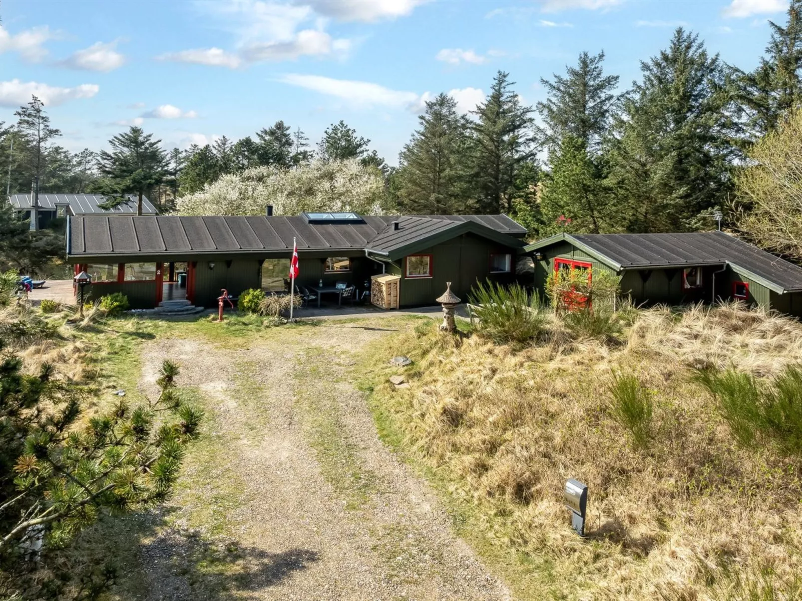 "Nimrod" - 800m from the sea-Buiten