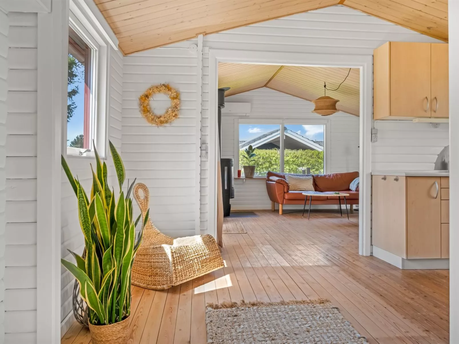 "Oona" - 700m from the sea-Binnen