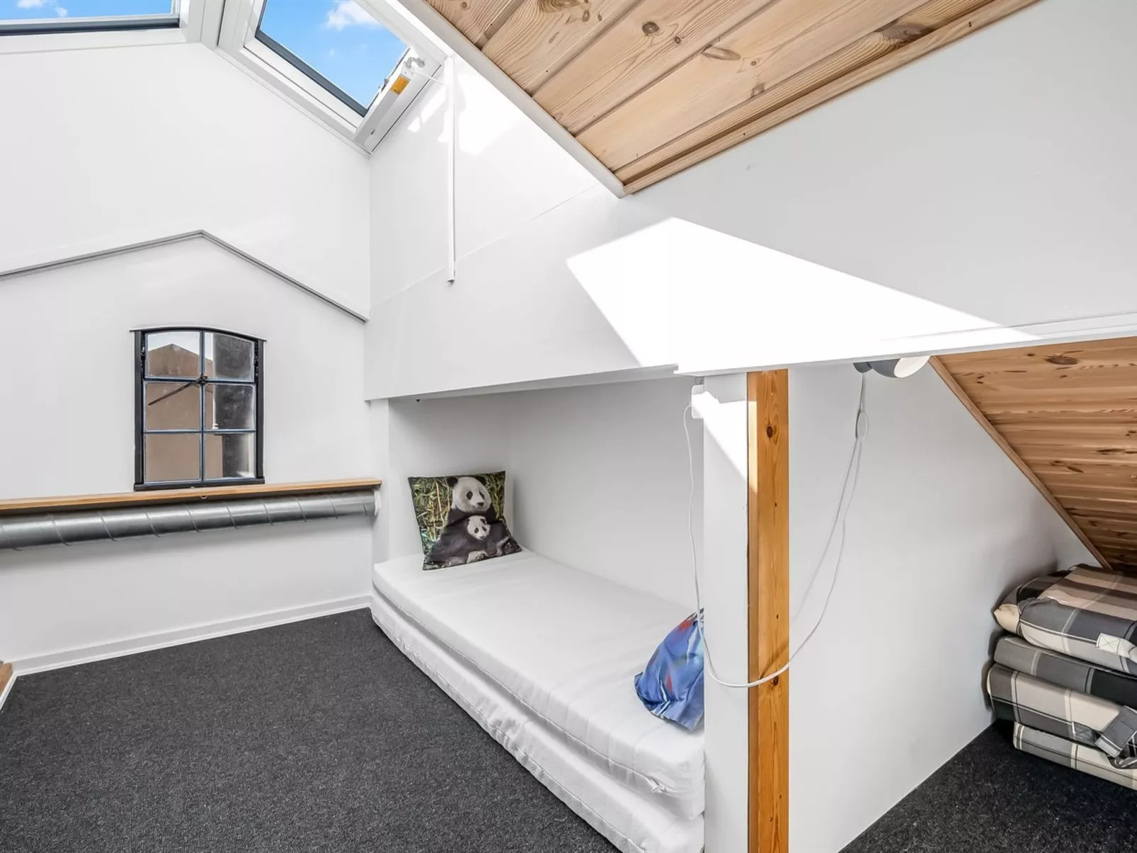 "Shania" - 300m from the sea-Binnen