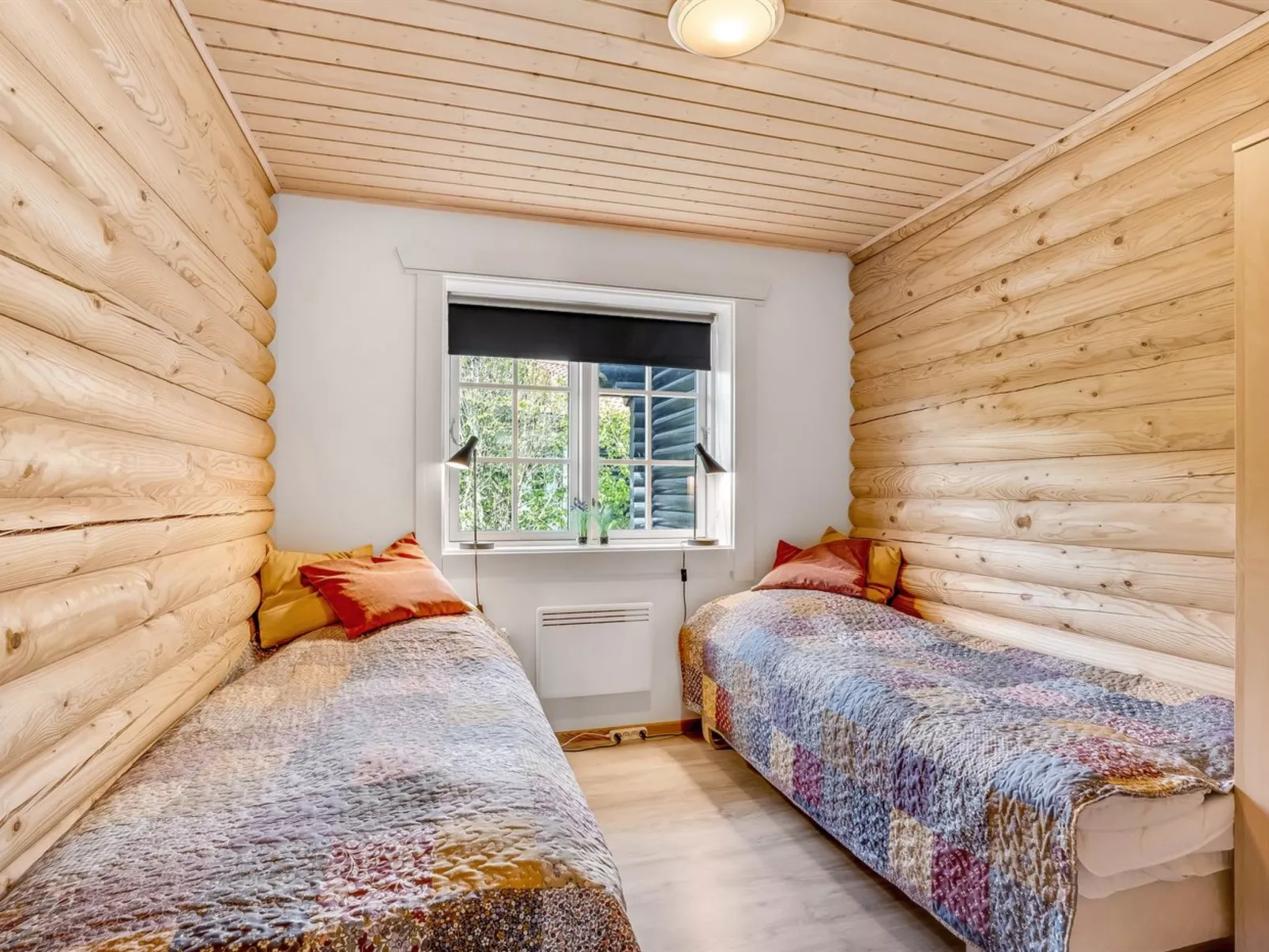 "Edzard" - 900m from the sea-Binnen