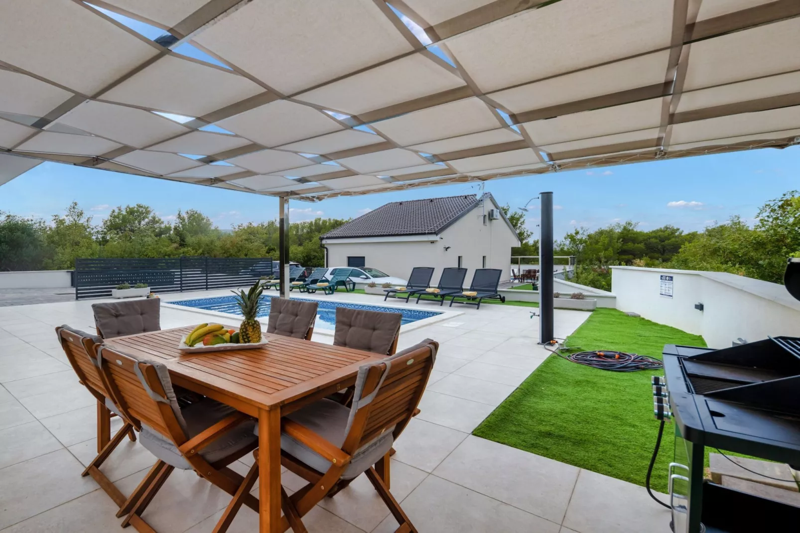 Villa Shaula 2 - Three Bedroom House with Pool-Zwembad