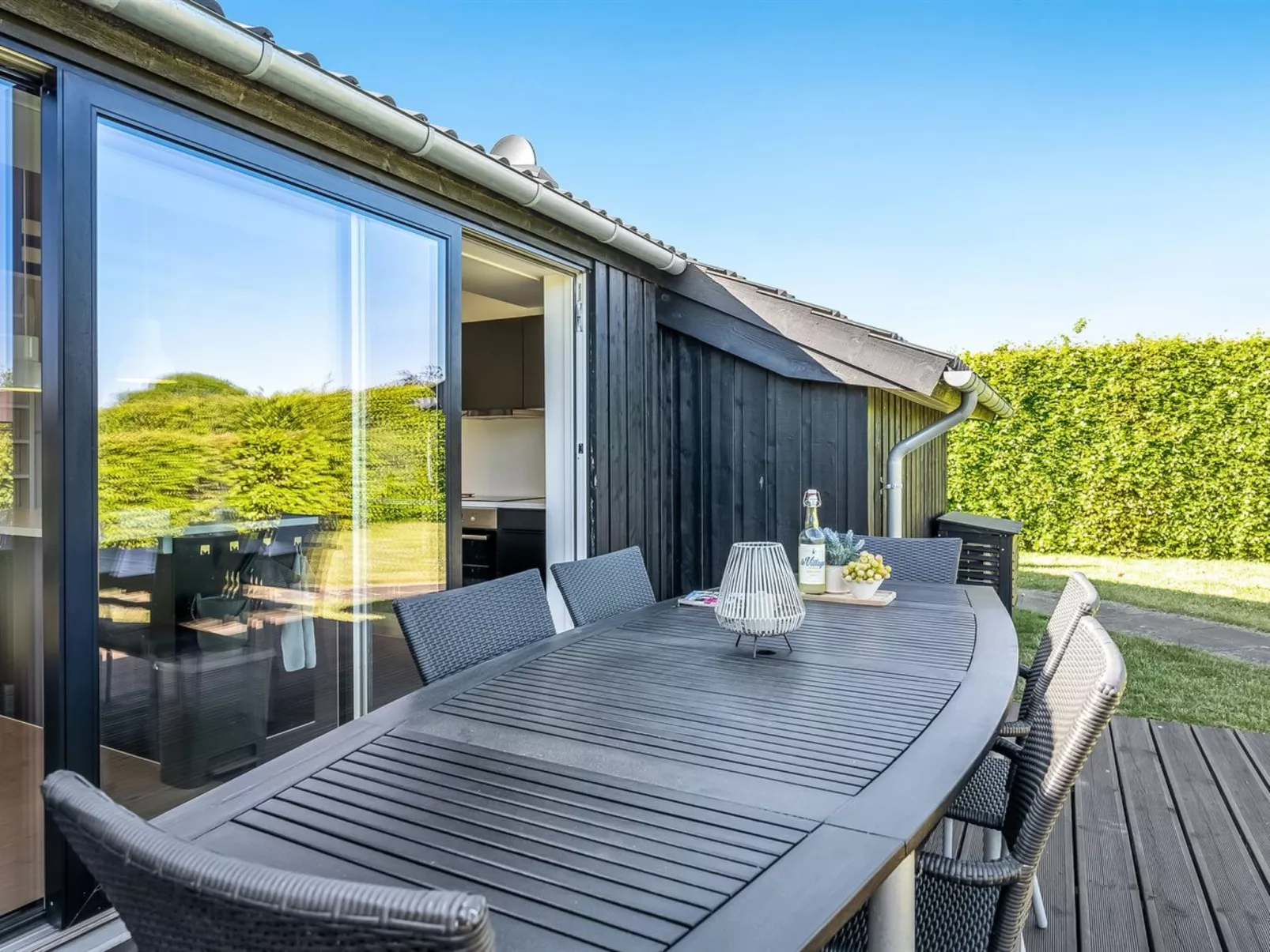 "Kody" - 400m from the sea-Buiten