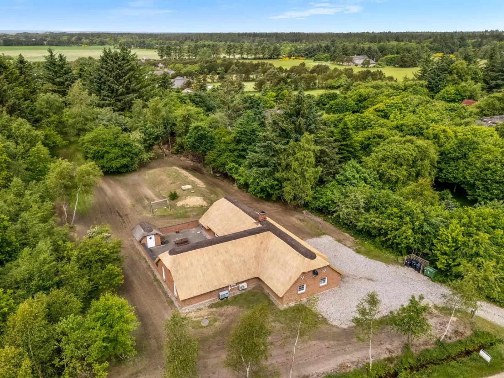 "Ulf" - 2km from the sea-Buiten