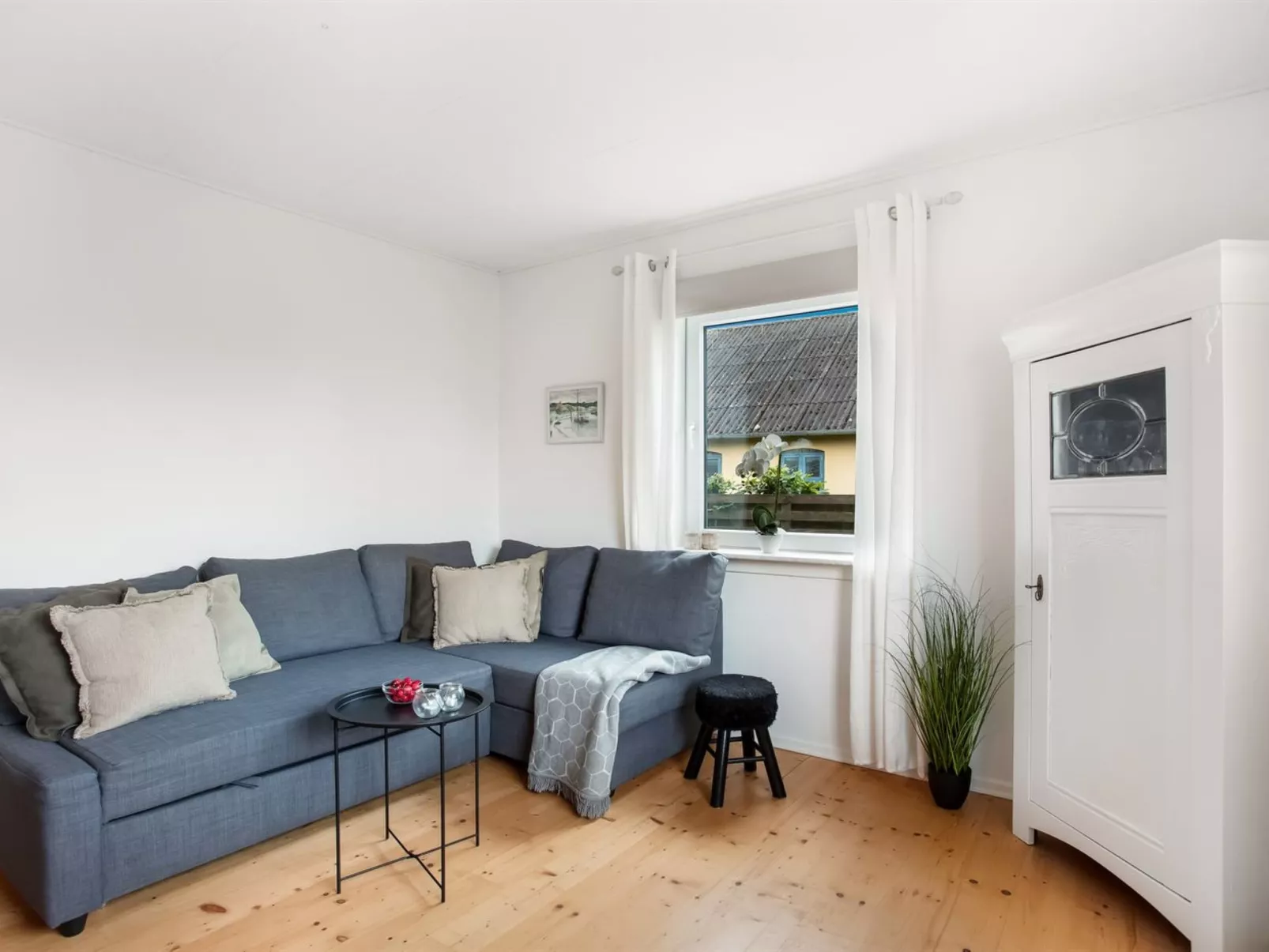 "Kirsi" -  from the sea-Binnen