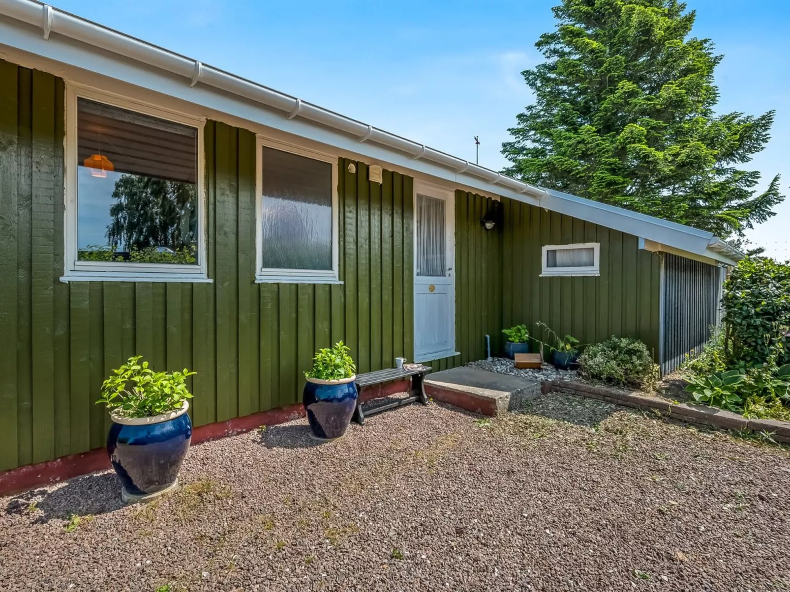 "Yma" -  from the sea-Buiten