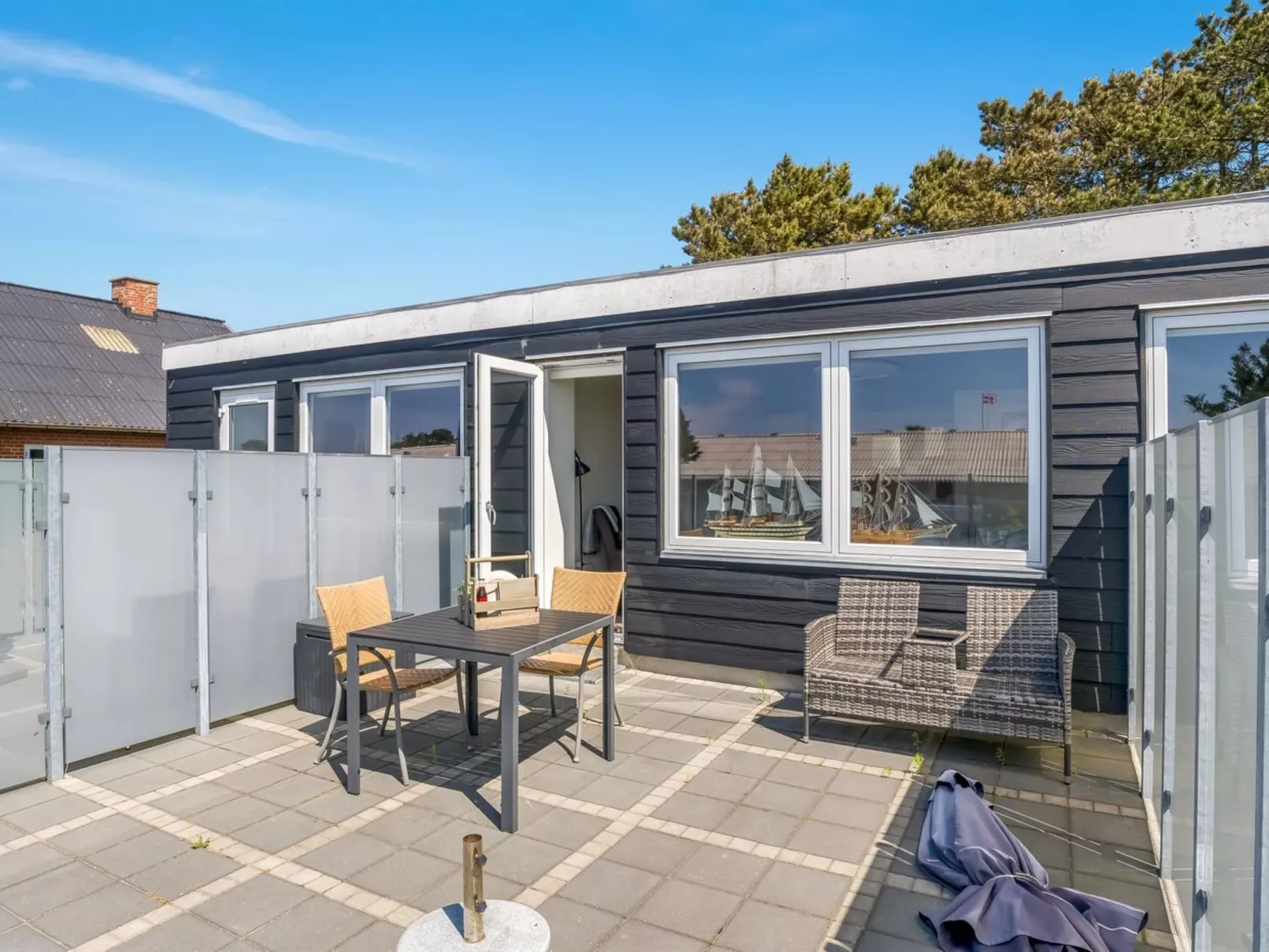 "Sibyll" - 2km from the sea-Buiten