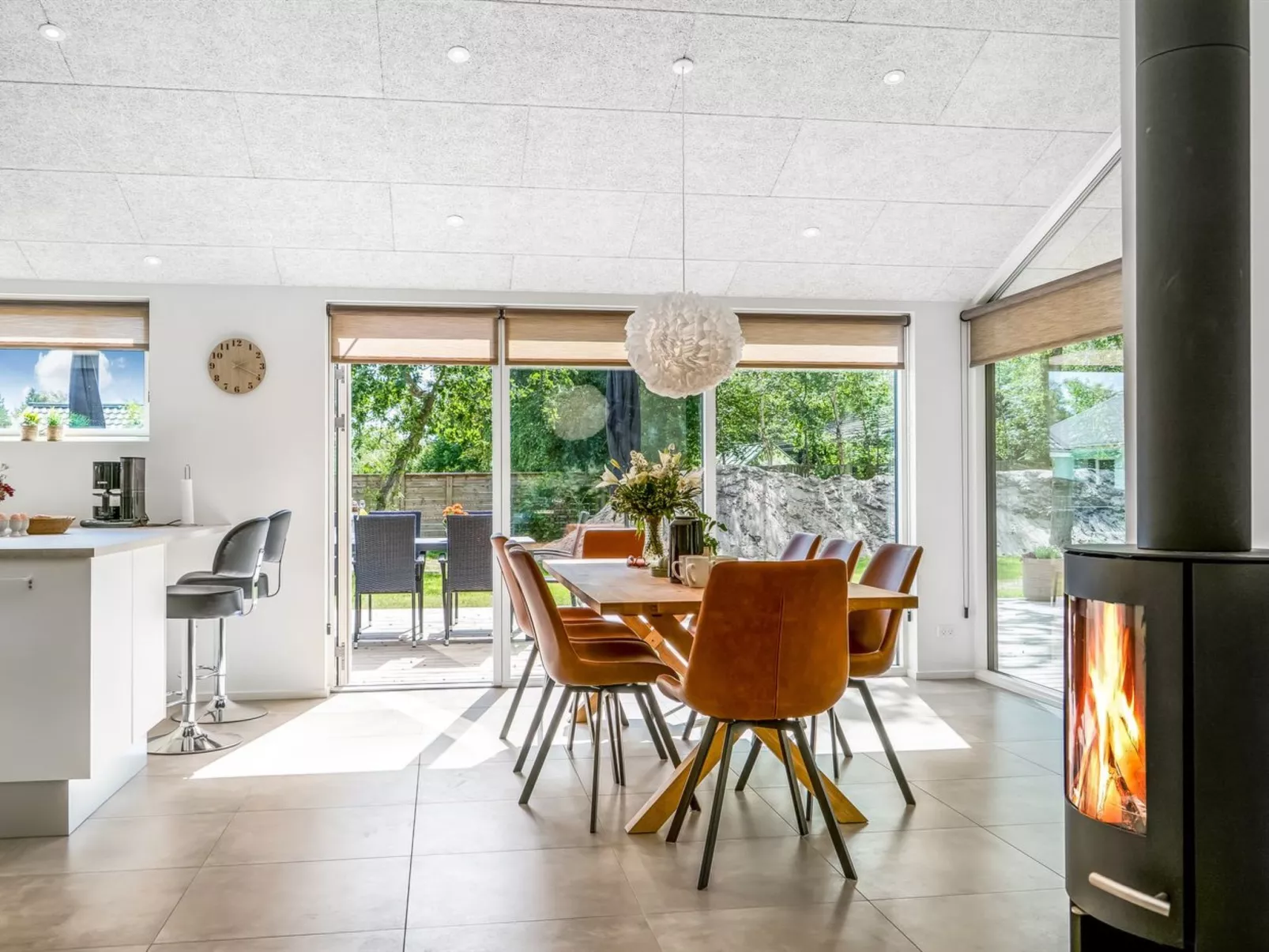 "Zoya" -  from the sea-Binnen