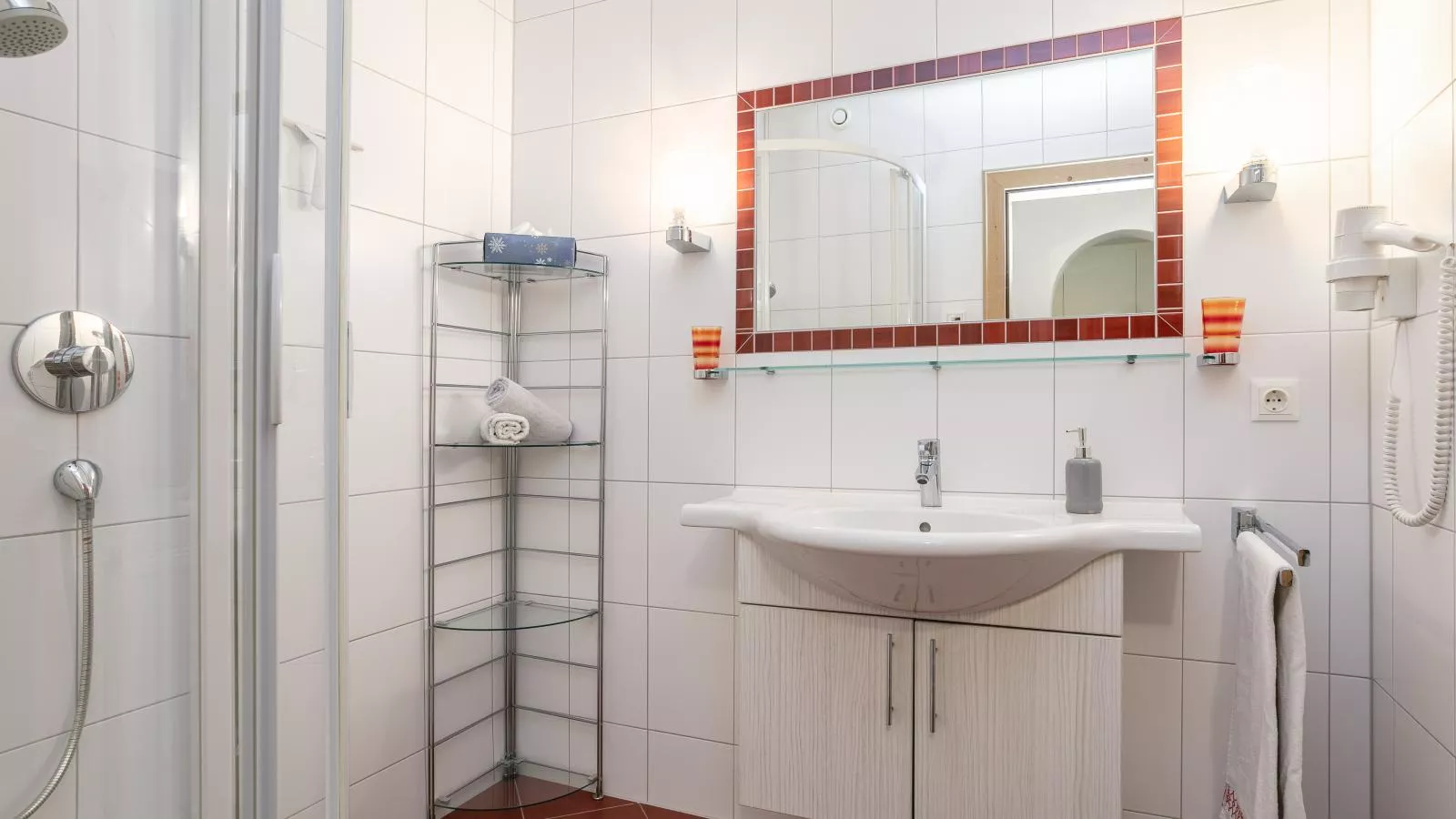 Landhaus Marchfeld Top 5-Badkamer