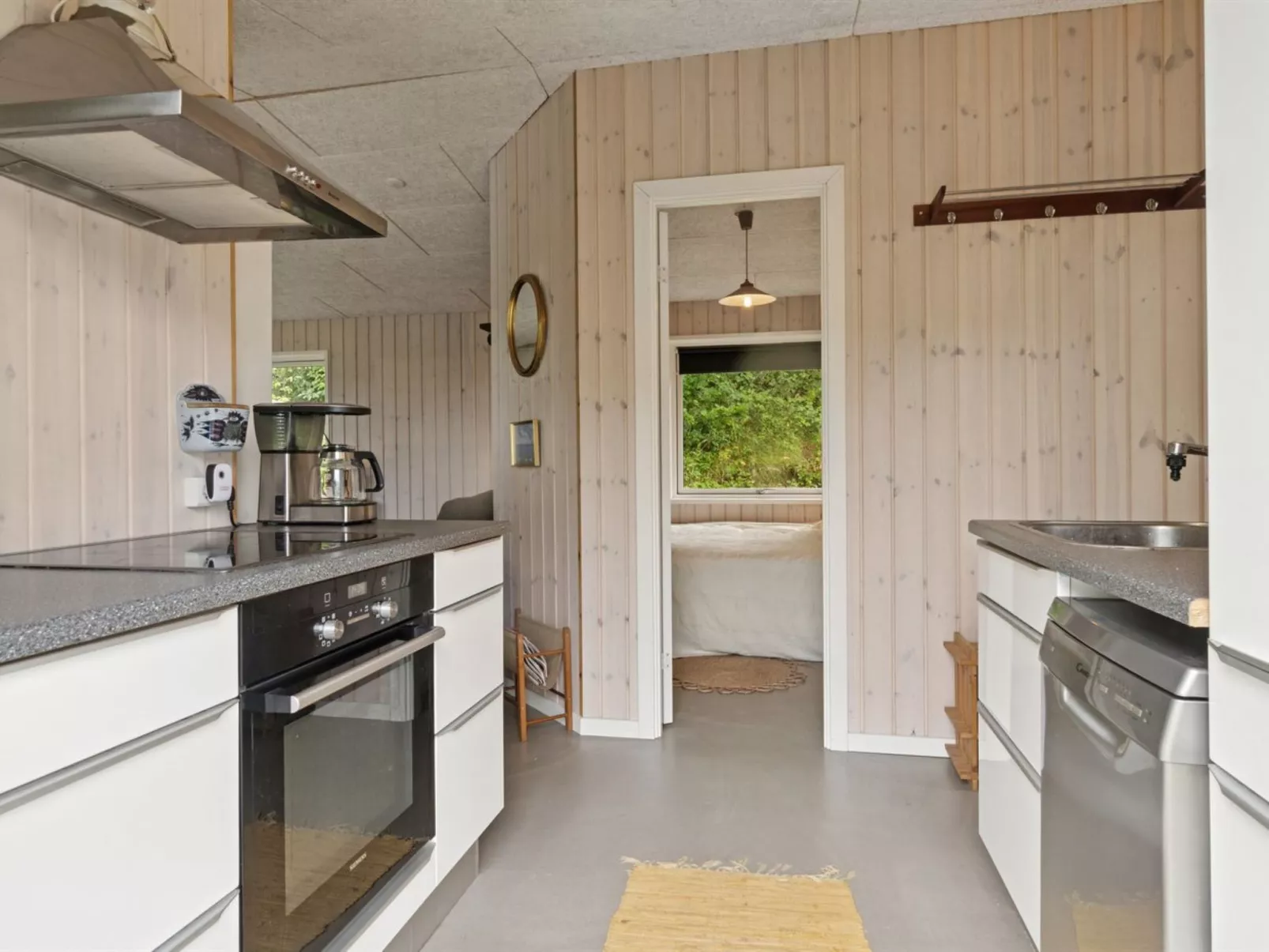 "Marjanne" - 800m from the sea-Binnen