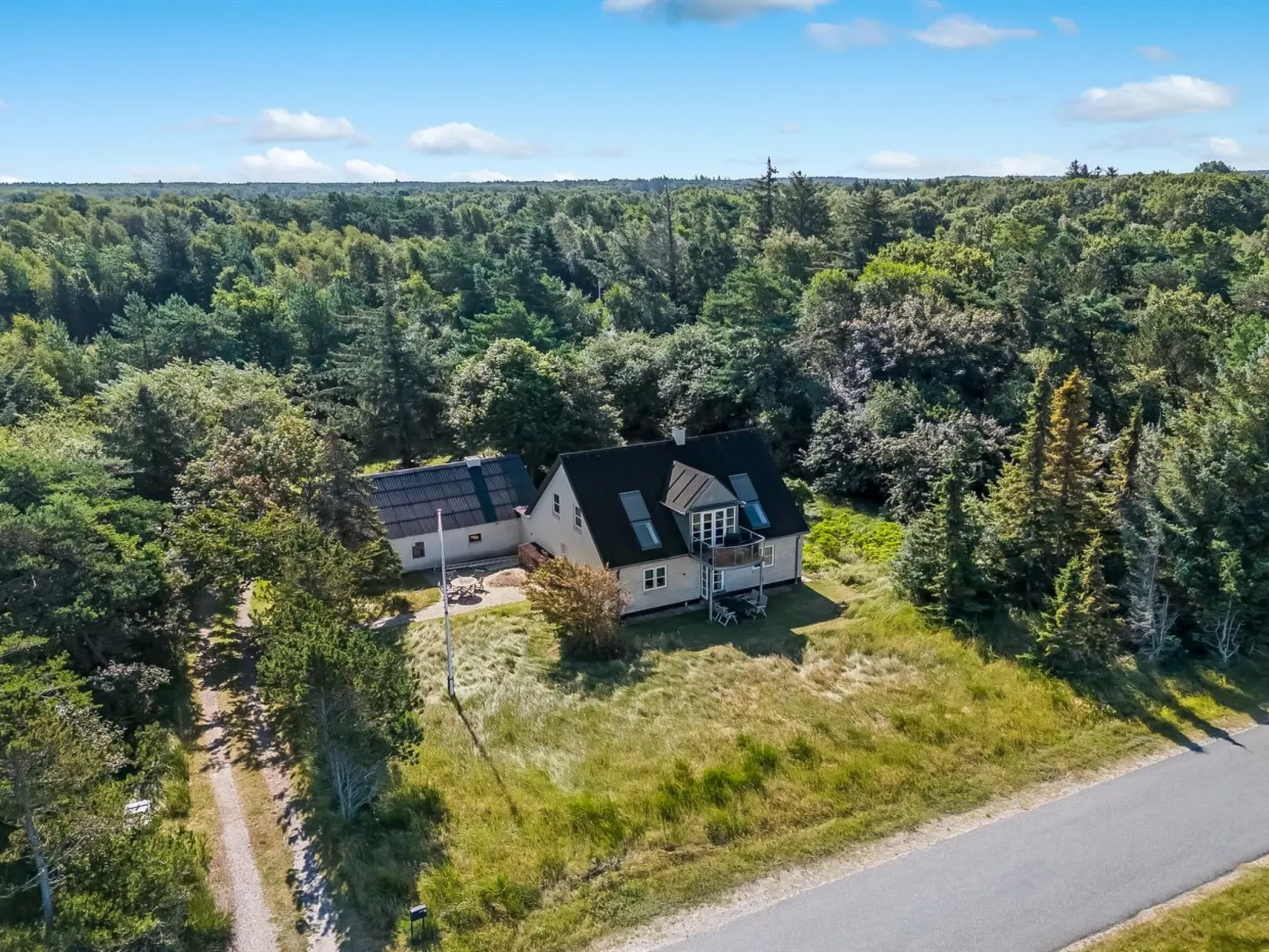 "Lutz" - 340m from the sea-Buiten