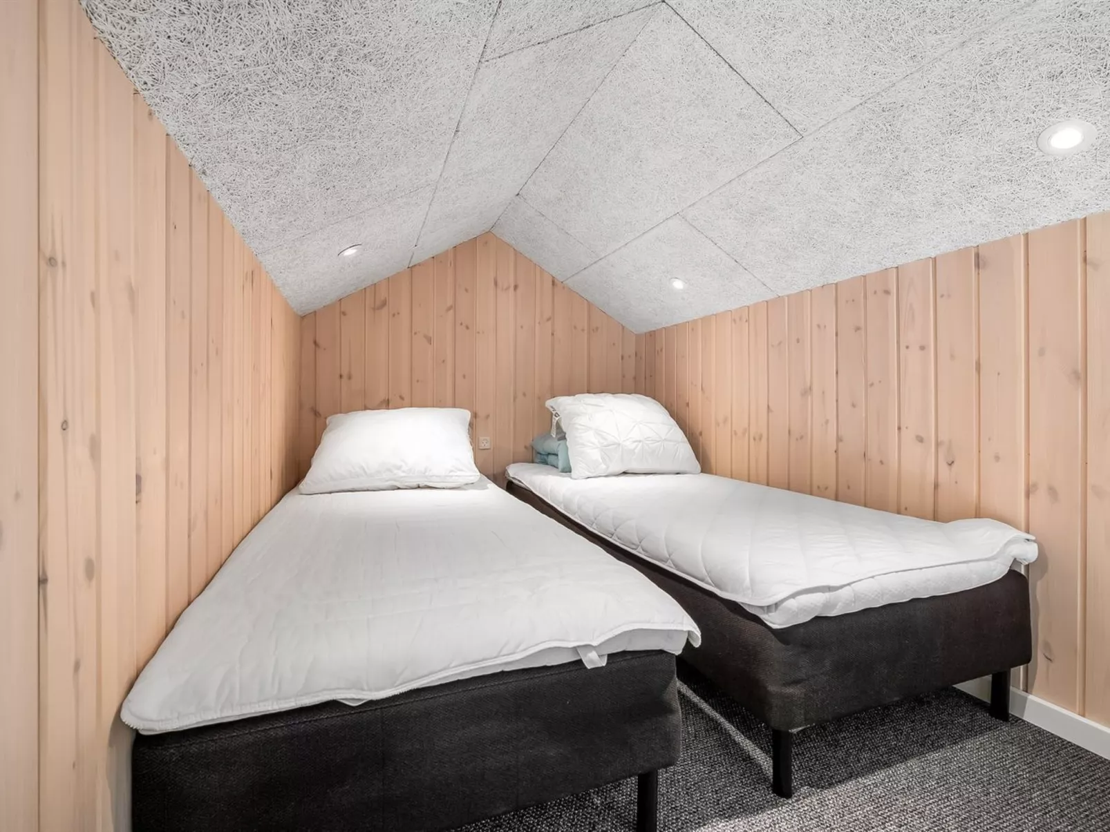 "Artur" - 800m from the sea-Binnen