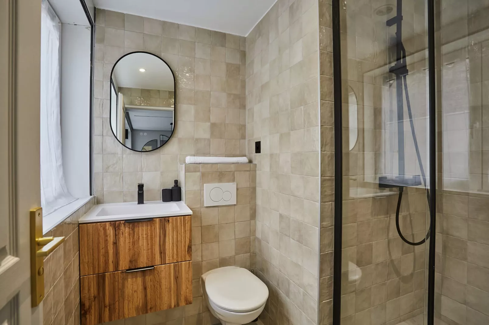 FONDARY 4-Image-tags.